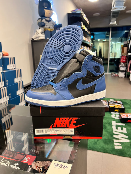Jordan 1 Retro High OG
Dark Marina Blue