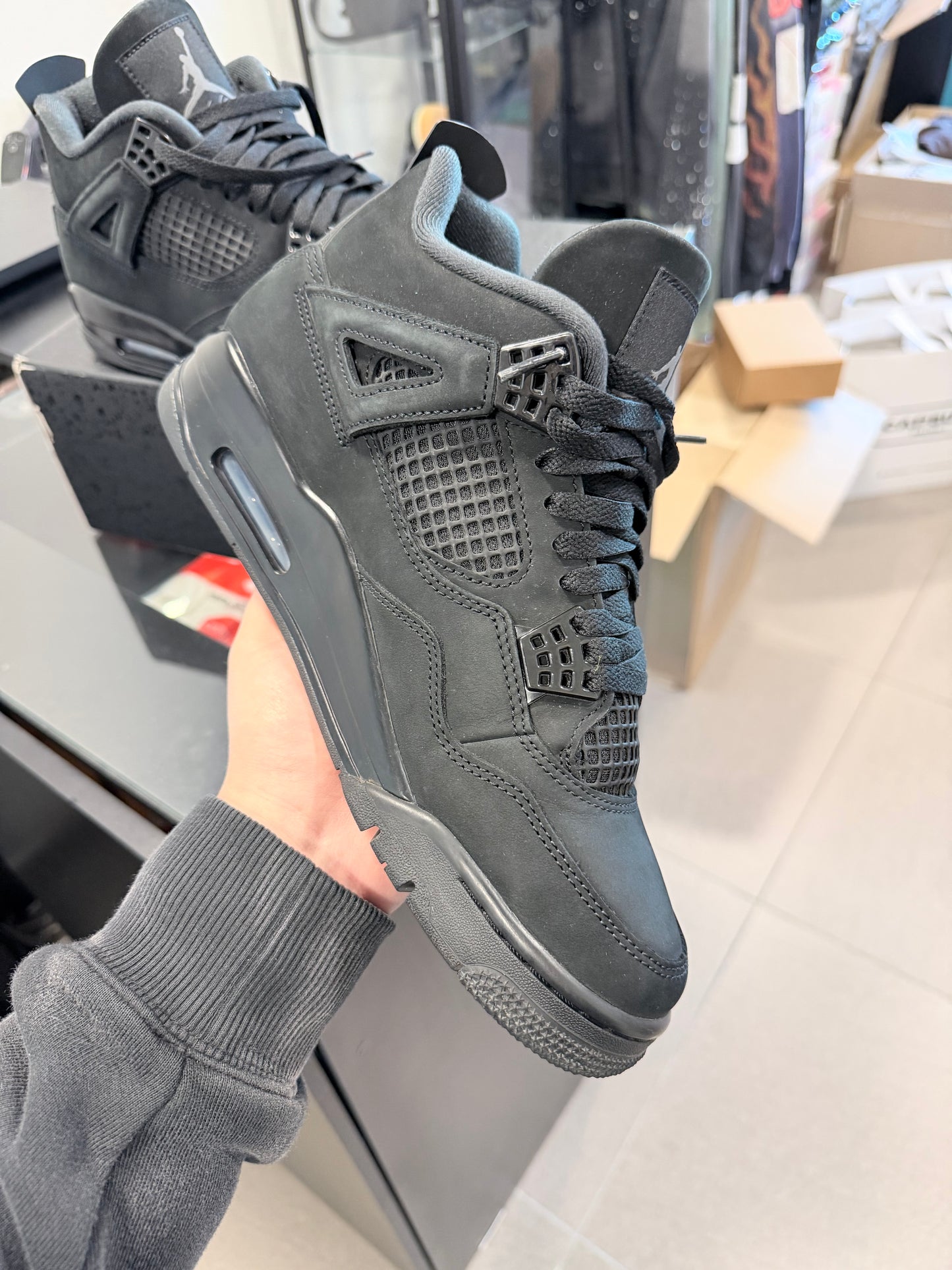 Jordan 4 Retro Black Cat 2025 (USADA)