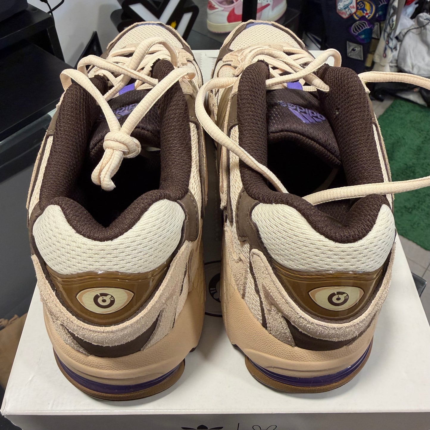 Adidas Response CL Bad Bunny Paso Fino (USADA)