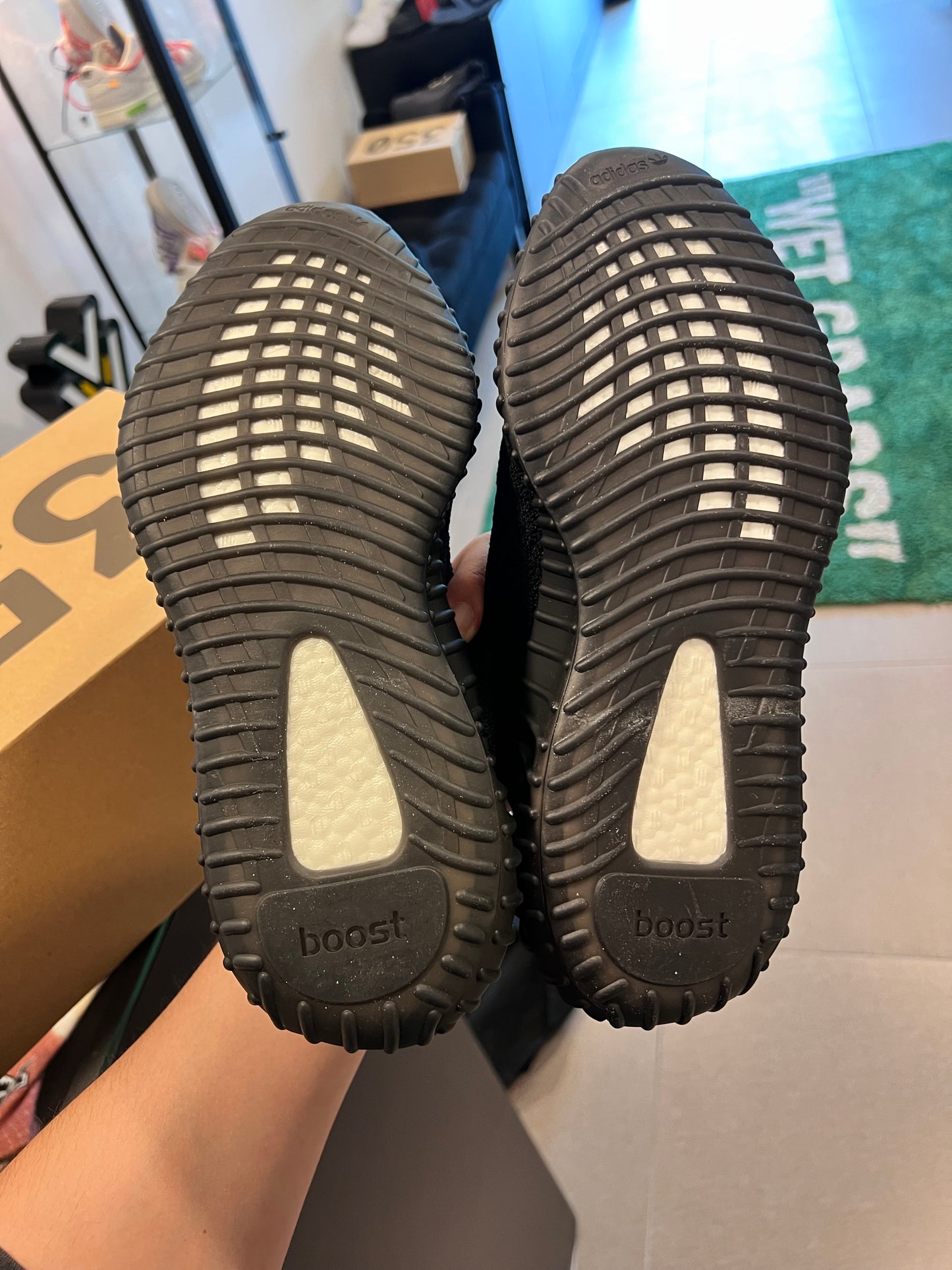 Adidas Yeezy Boost 350 V2 Black Red