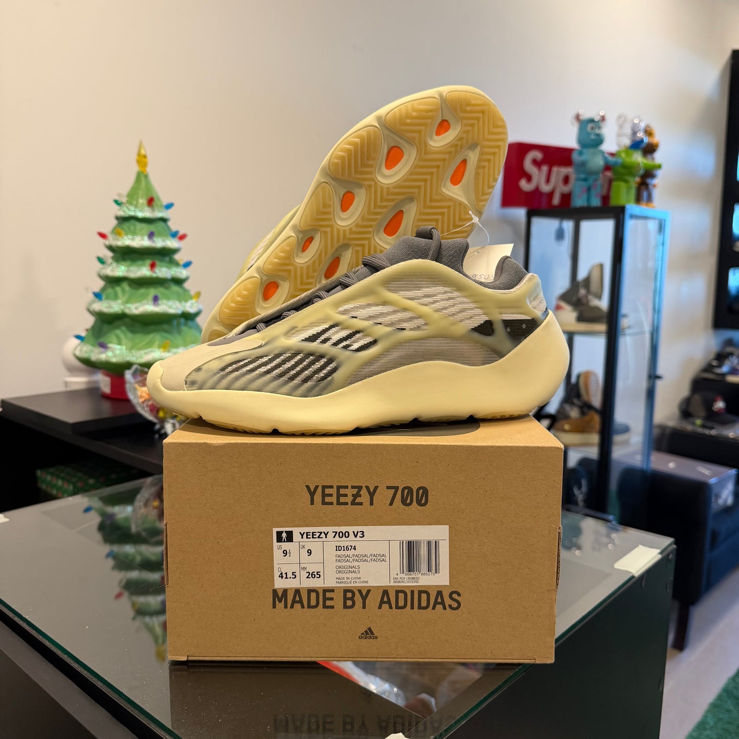 Adidas Yeezy 700 V3 Fade Salt (USADA)