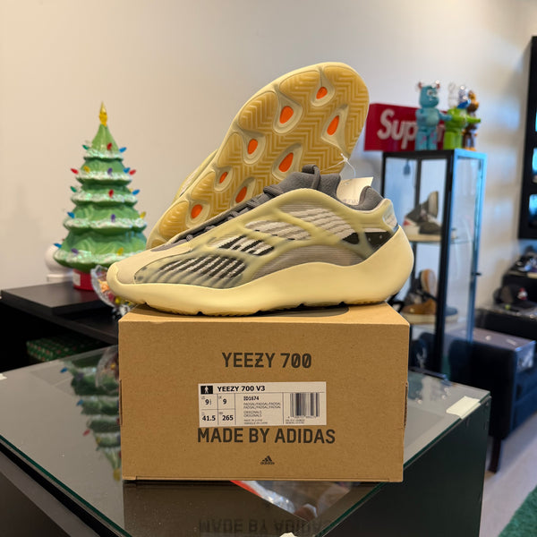 Adidas Yeezy 700 V3 Fade Salt (USADA)