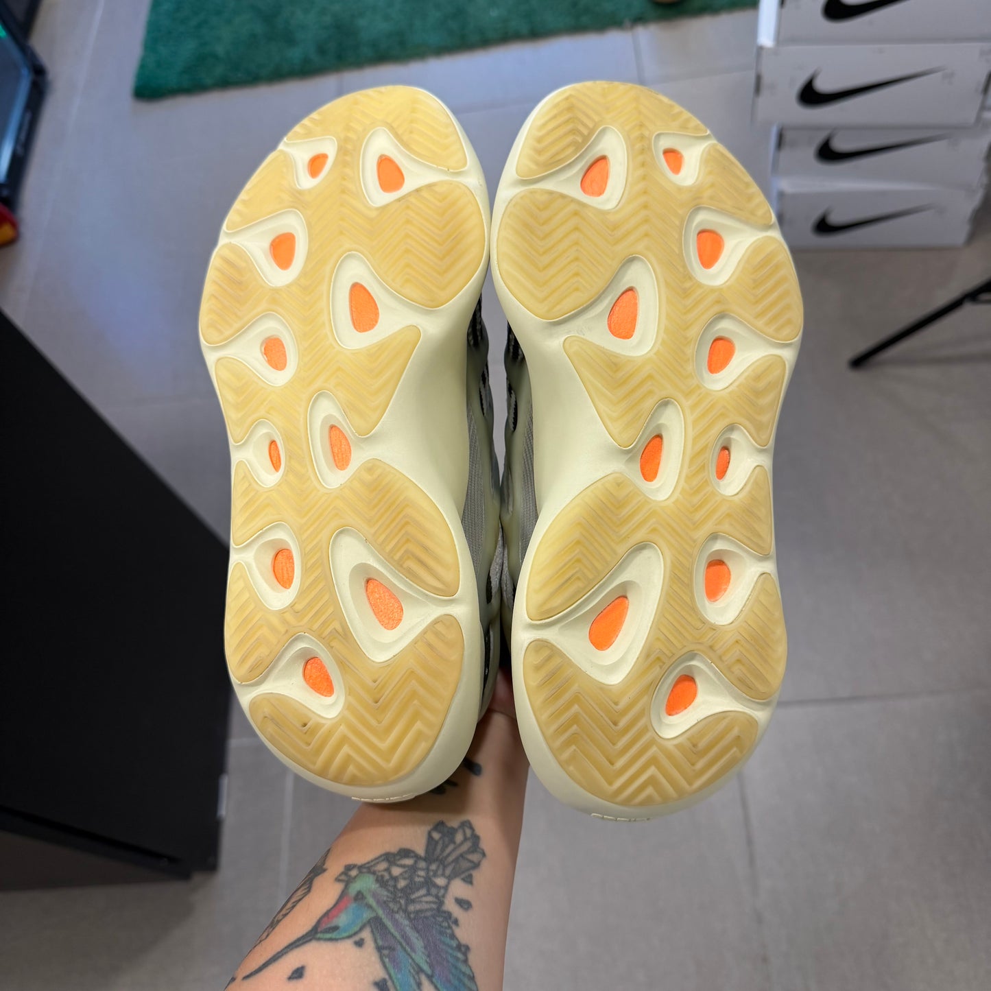 Adidas Yeezy 700 V3 Fade Salt (USADA)
