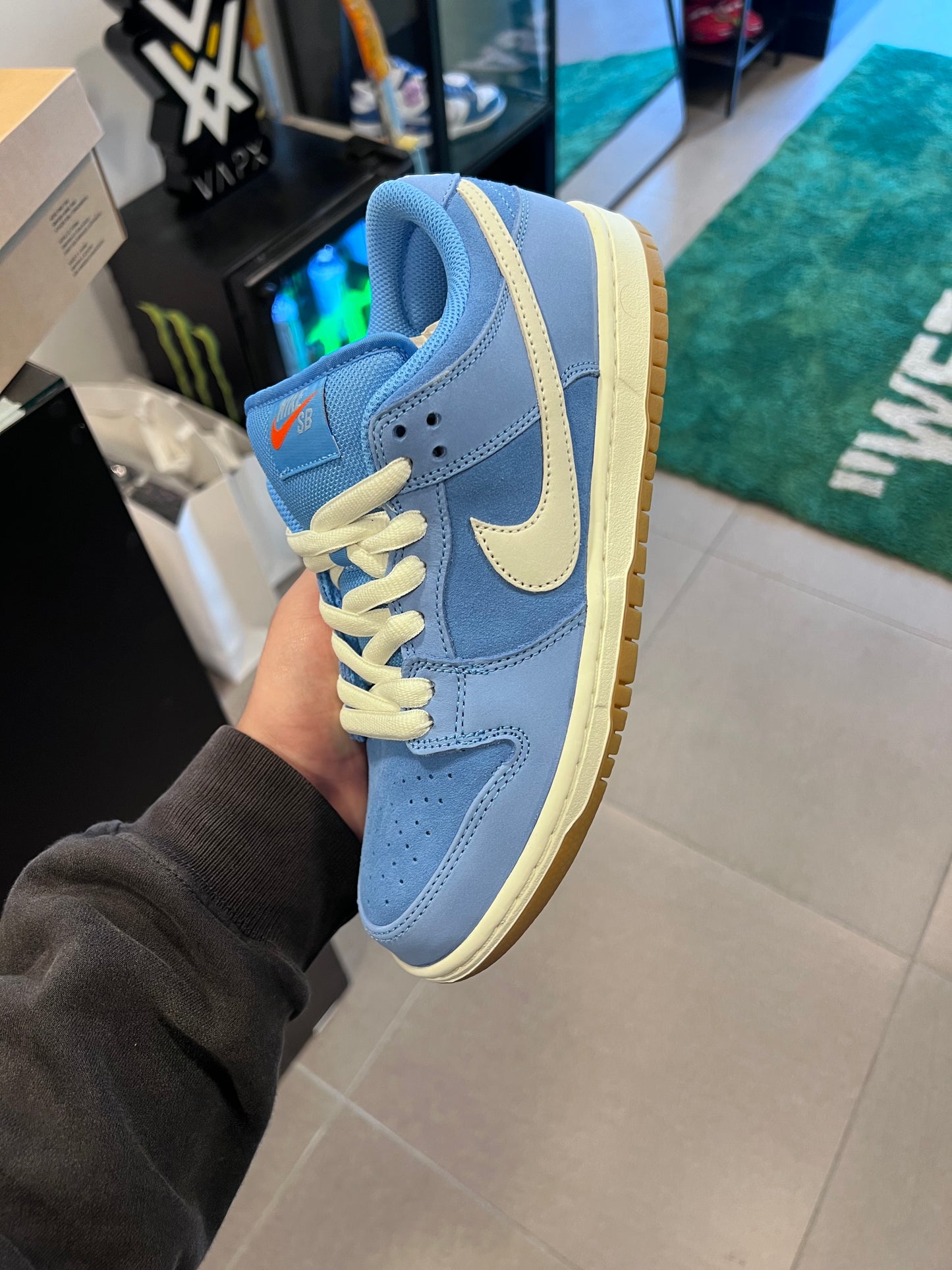 Nike SB Dunk Low Pro
University Blue Gum