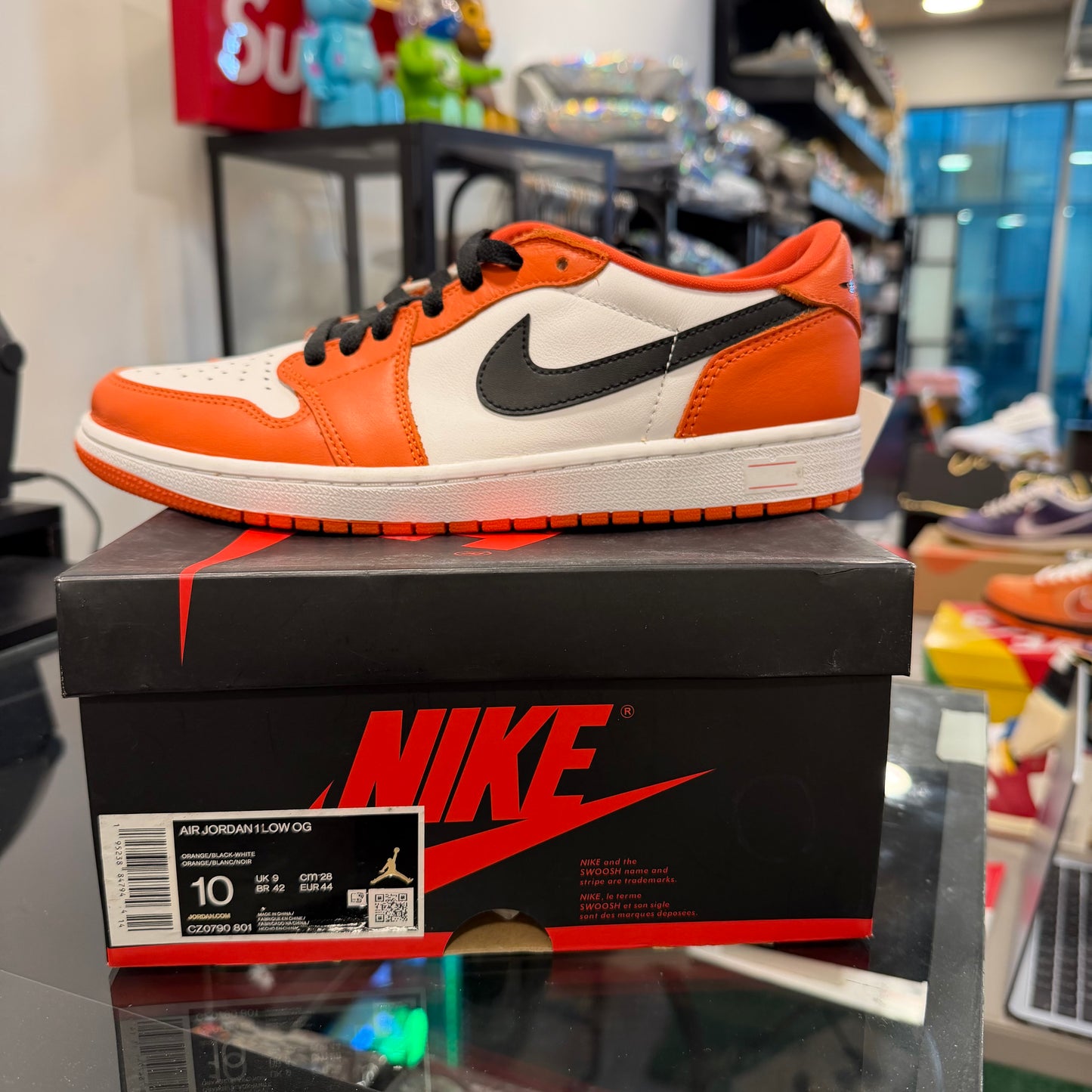 Jordan 1 Low OG Starfish (USADA)