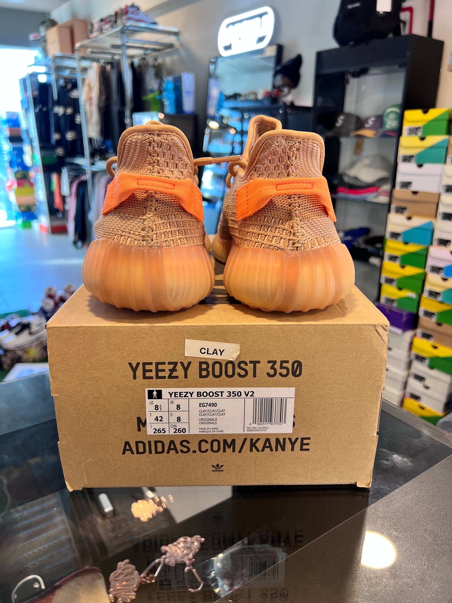 Adidas Yeezy Boost 350 v2 Clay