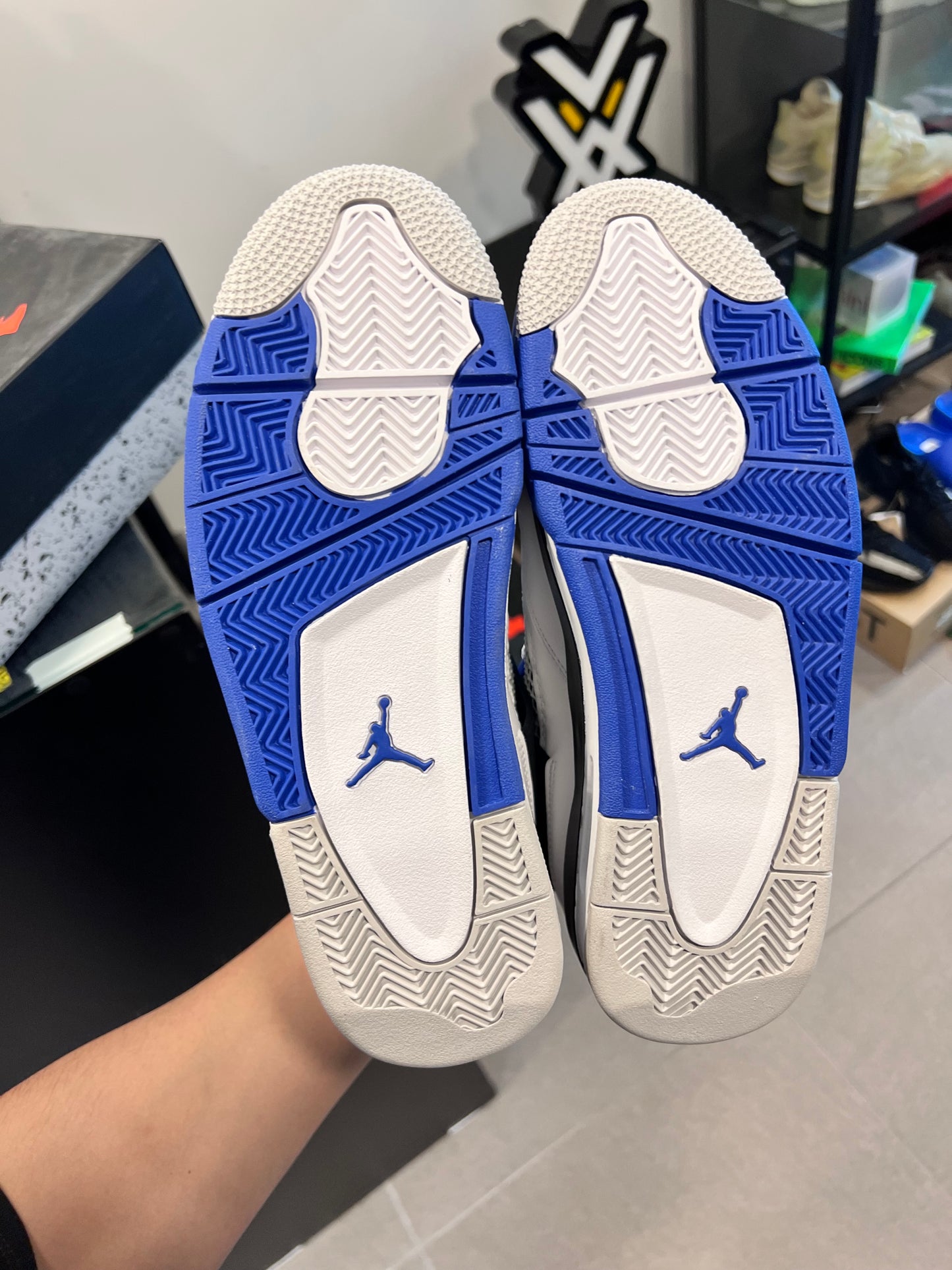 Jordan 4 Retro Motorsport (2017)