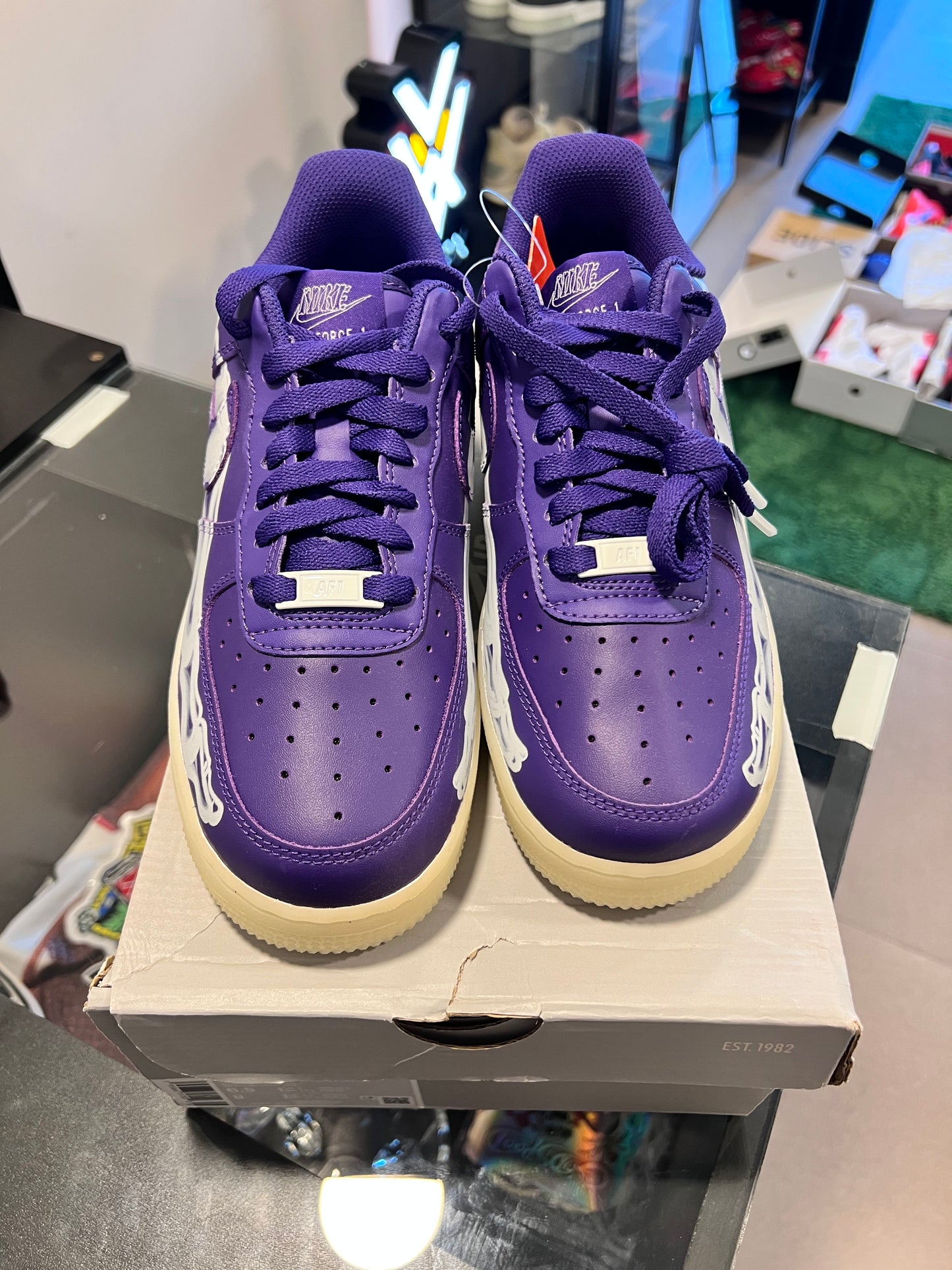 Nike Air Force 1 Low '07 QS
Purple Skeleton Halloween (2021)