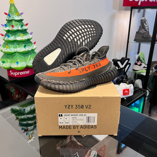 adidas Yeezy Boost 350 V2
Carbon Beluga