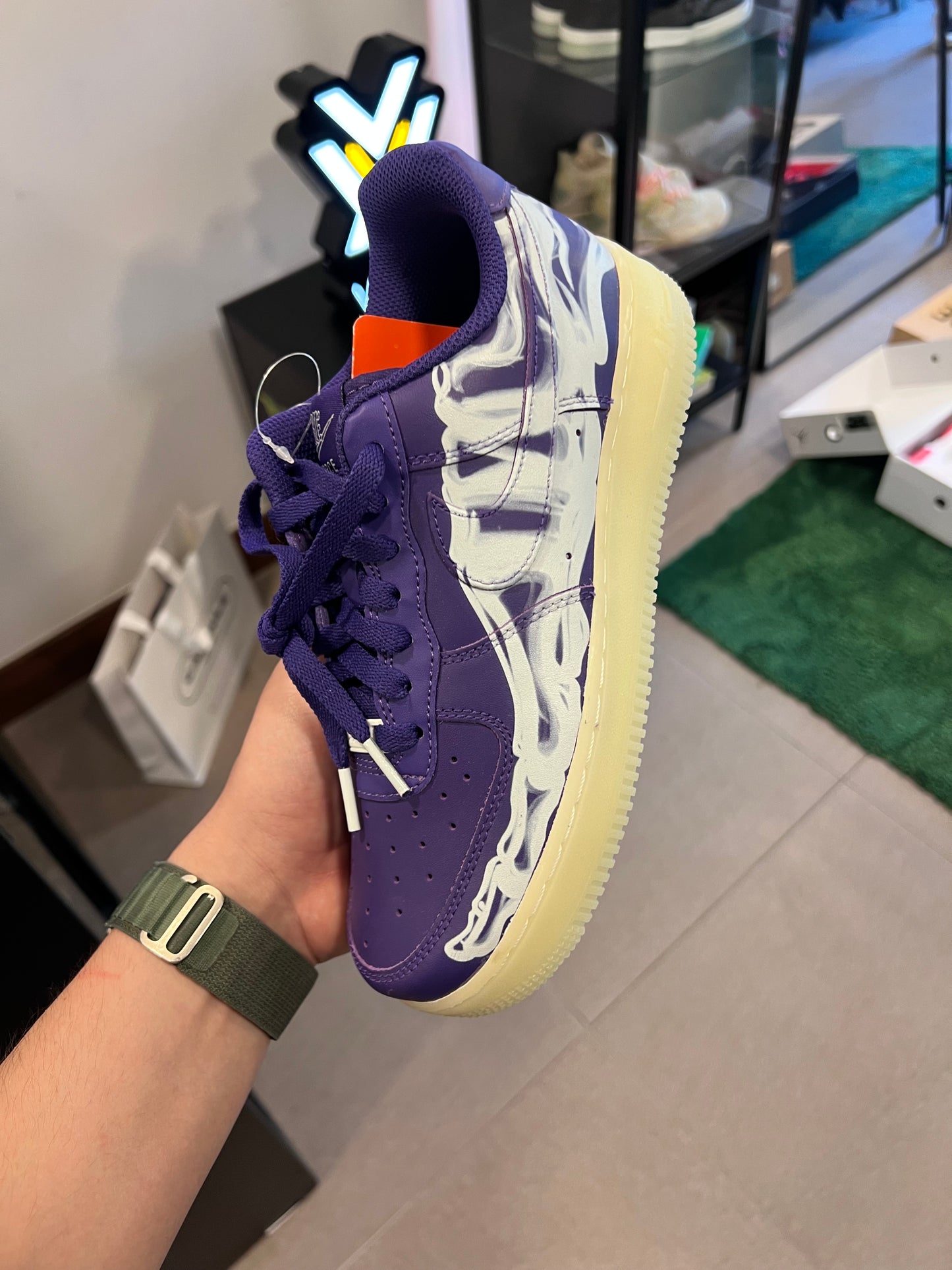 Nike Air Force 1 Low '07 QS
Purple Skeleton Halloween (2021)