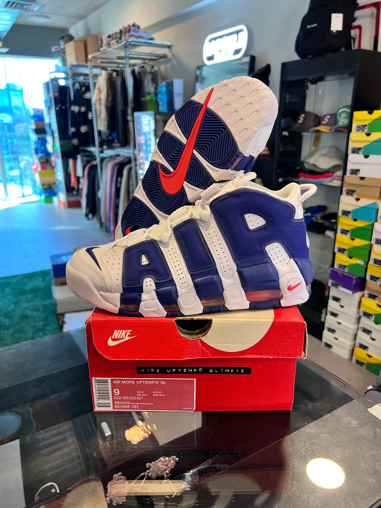 Nike Air More Uptempo Knicks