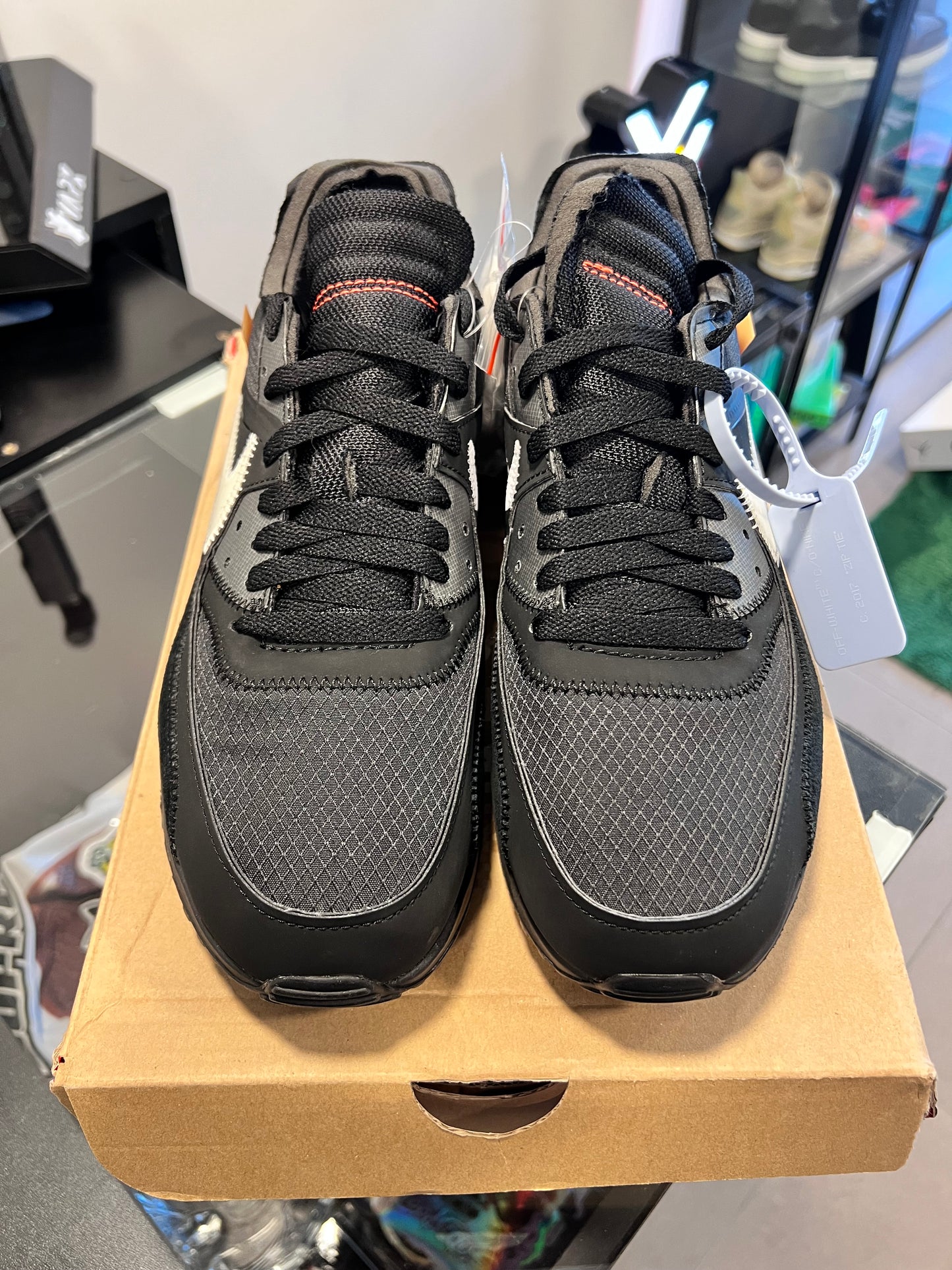 Nike Air Max 90
Off-White Black