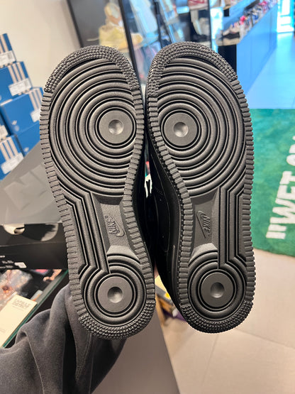 Nike Air Force 1 Low Supreme Black