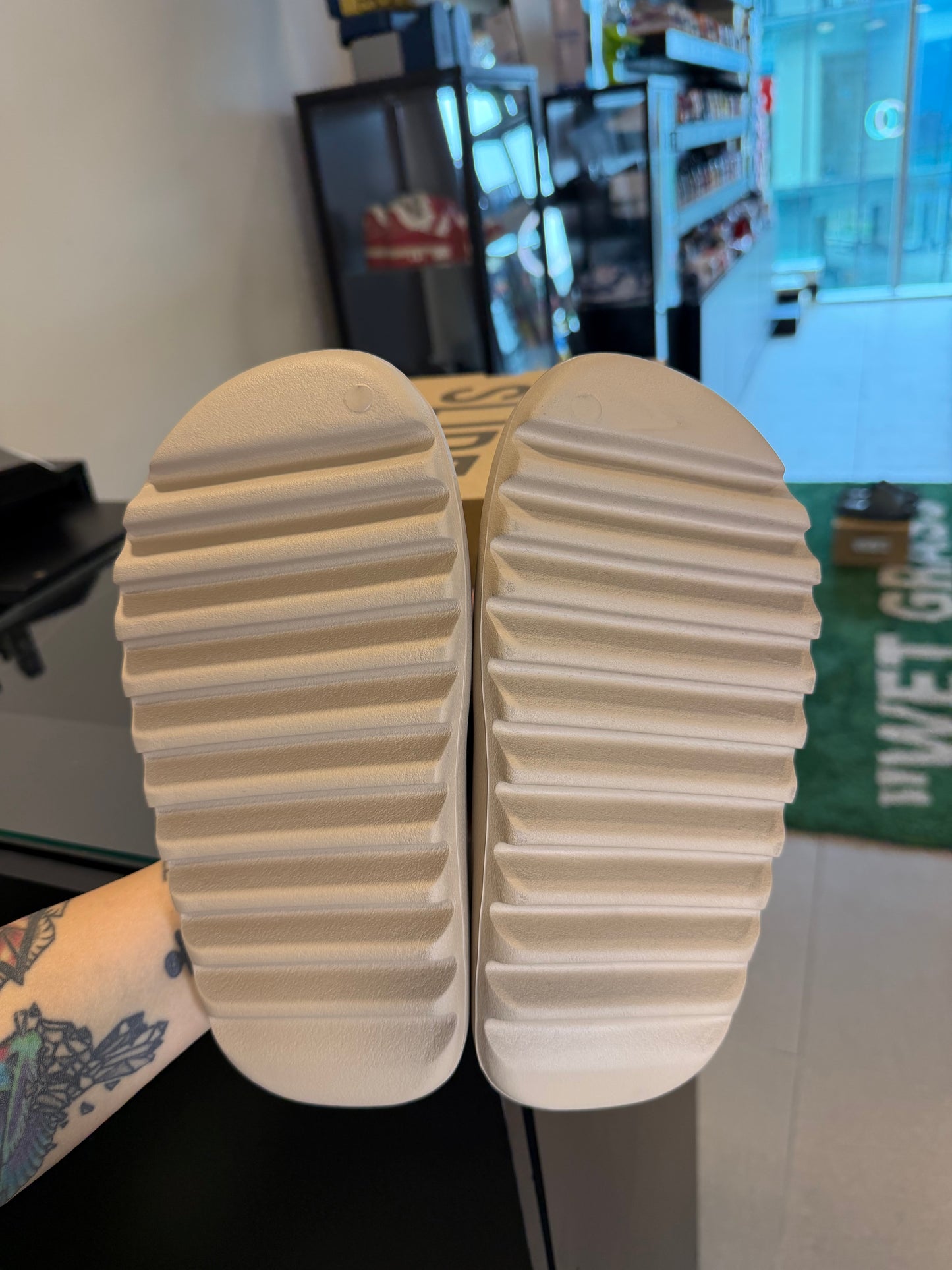 Adidas Yeezy Slide Pure (Restock)