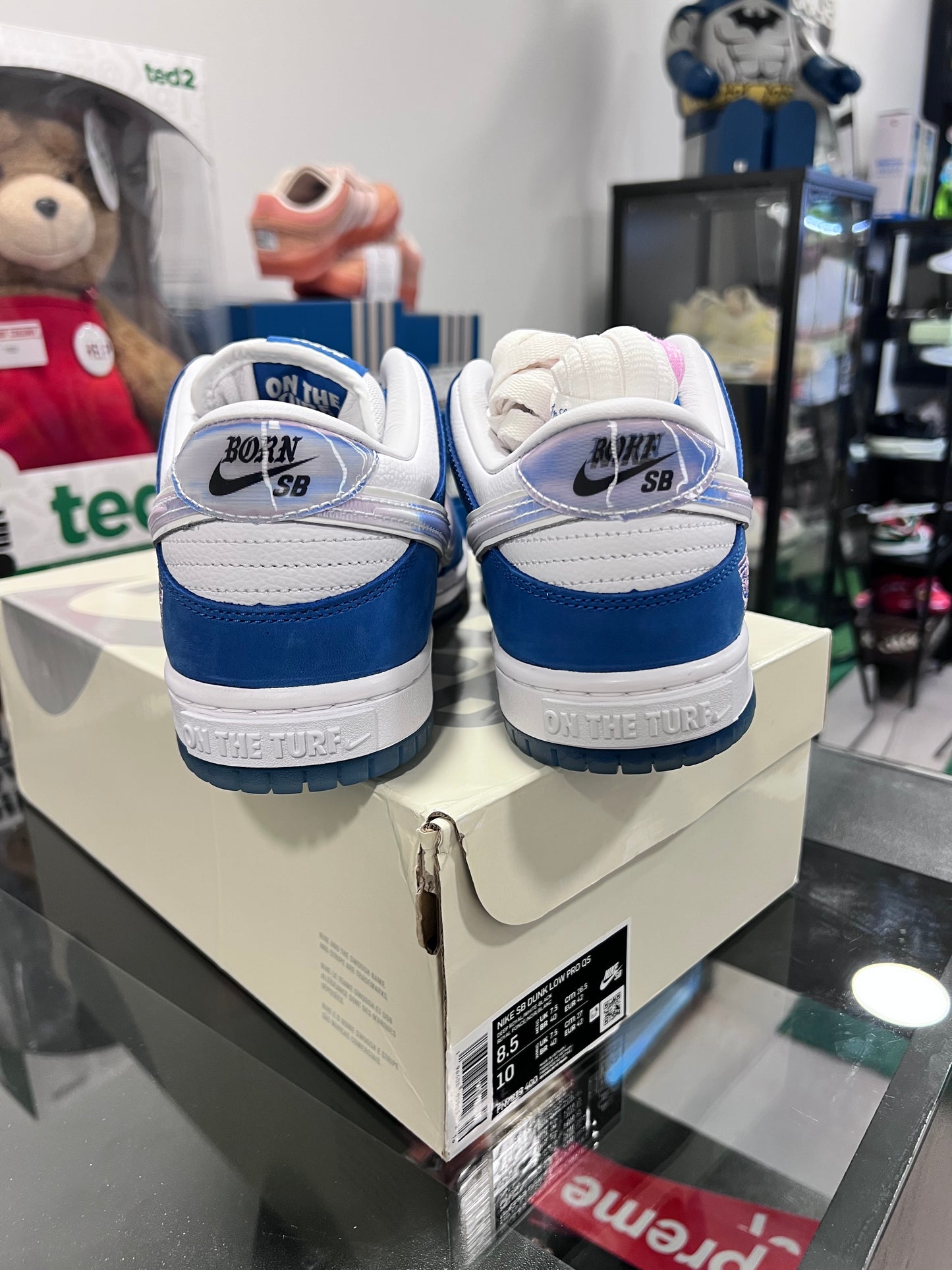 Nike SB Dunk Low
Born X Raised One Block At A Time