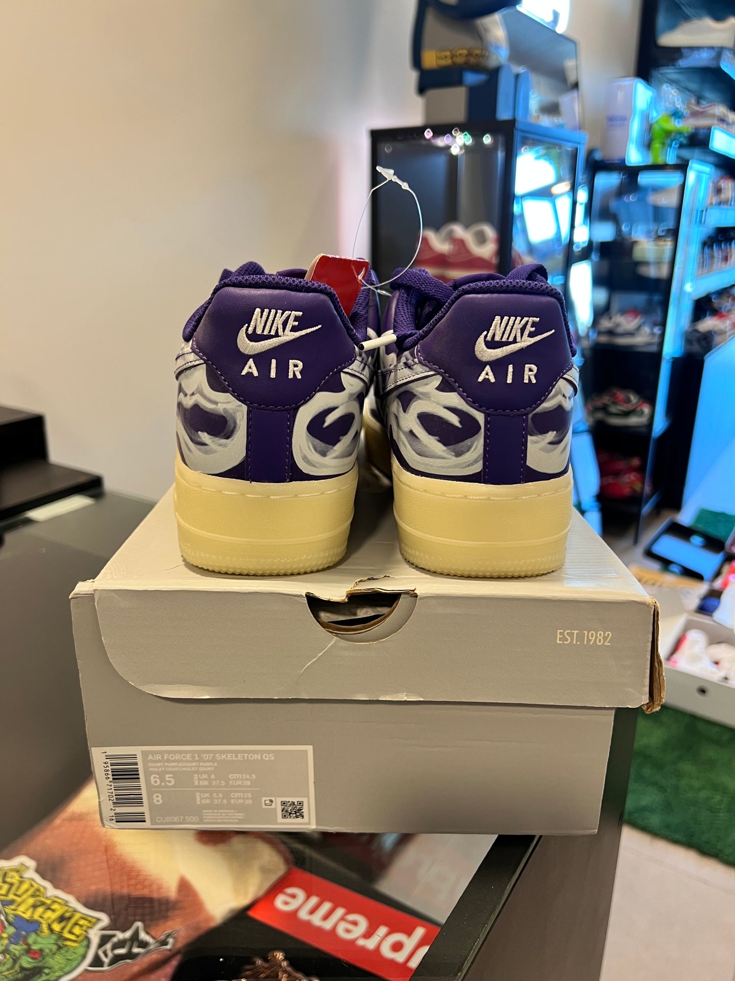 Nike Air Force 1 Low '07 QS
Purple Skeleton Halloween (2021)
