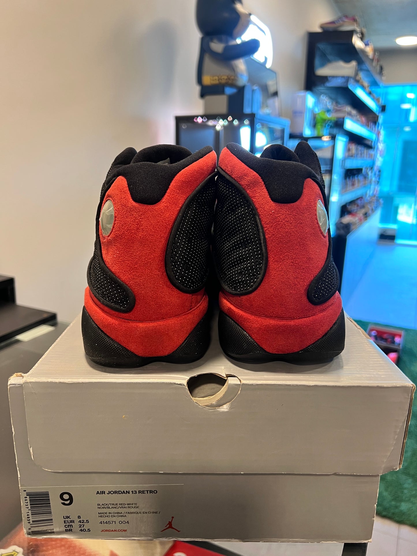 Jordan 13 Retro
Bred (2017)