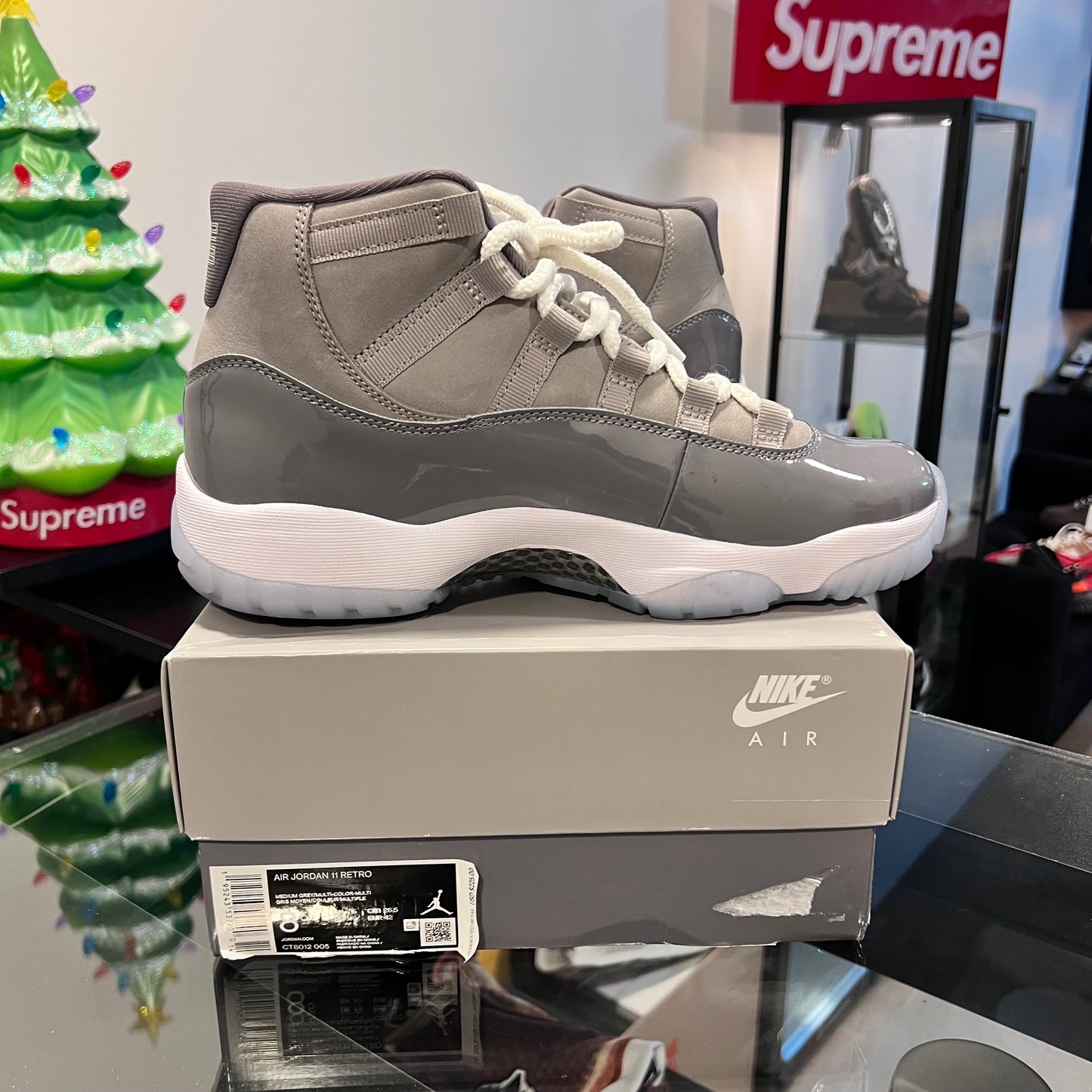 Jordan 11 Retro
Cool Grey (2021) (USADA)
