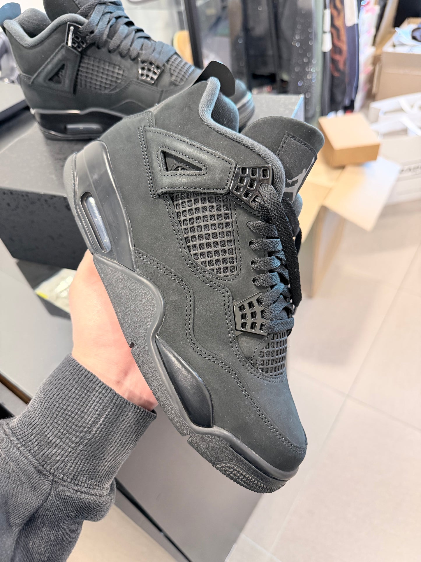 Jordan 4 Retro Black Cat 2025 (USADA)