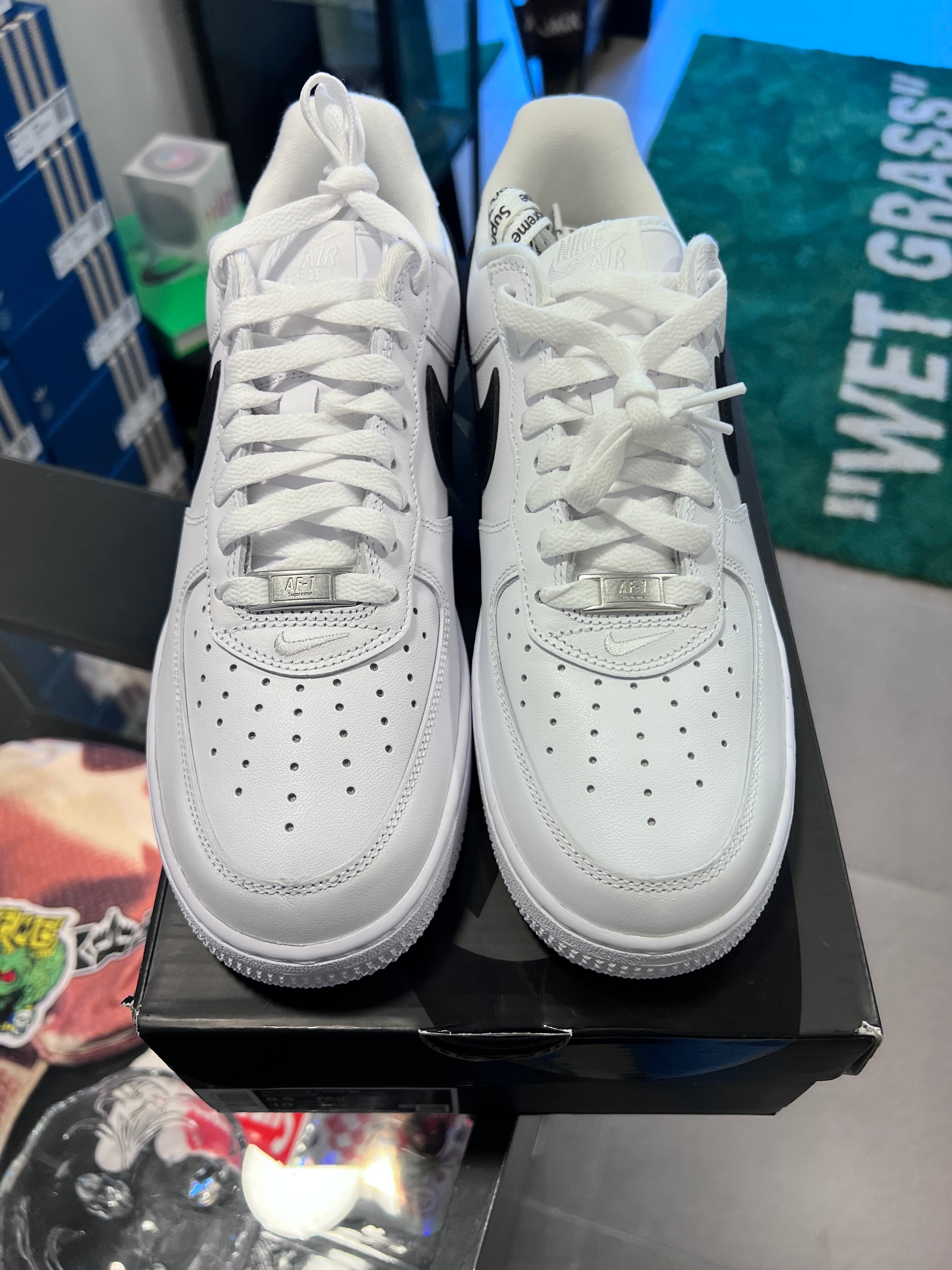 Supreme x Nike Air Force 1 Low – Capsule district