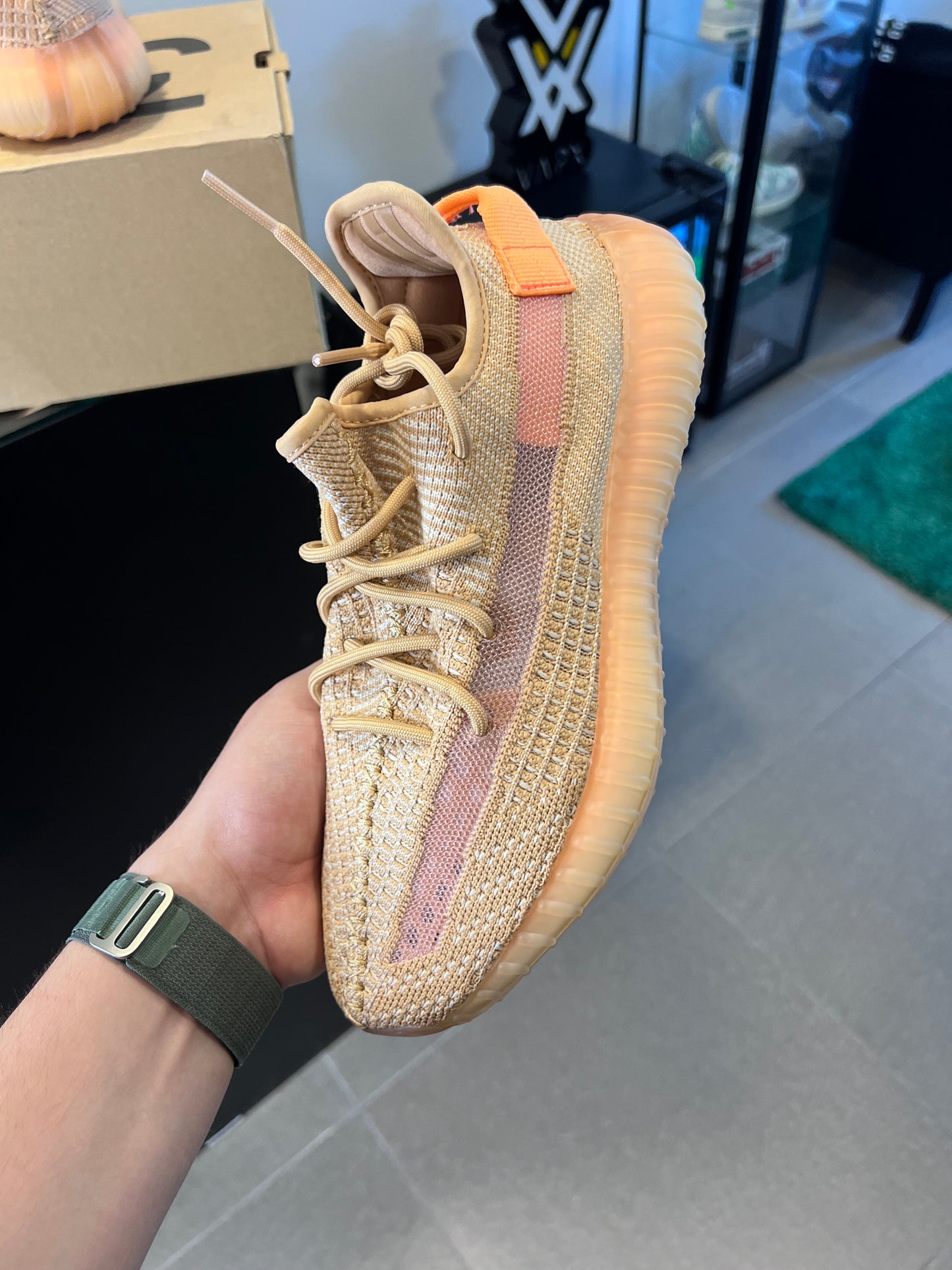 Adidas Yeezy Boost 350 v2 Clay