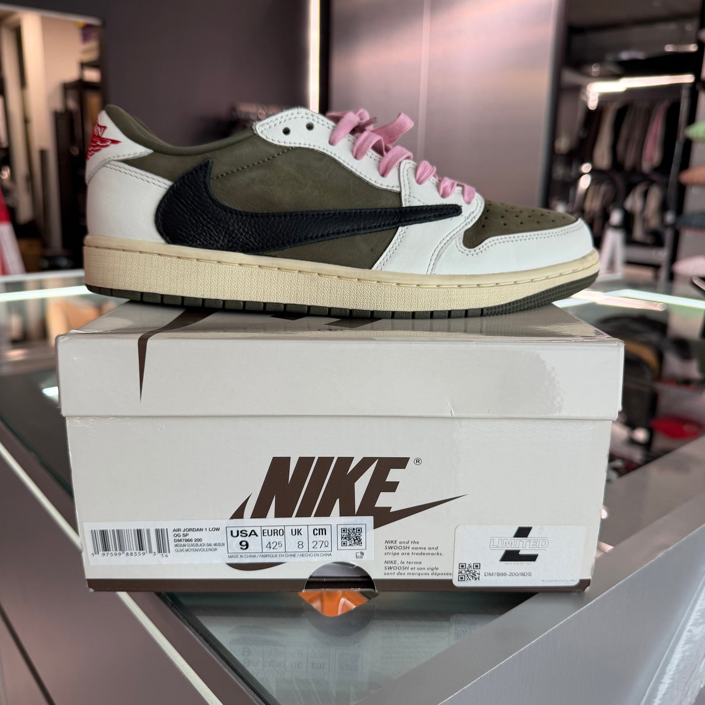 Jordan 1 Retro Low OG SP Travis Scott Medium Olive (USADA)
