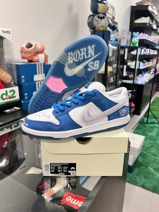Nike SB Dunk Low
Born X Raised One Block At A Time