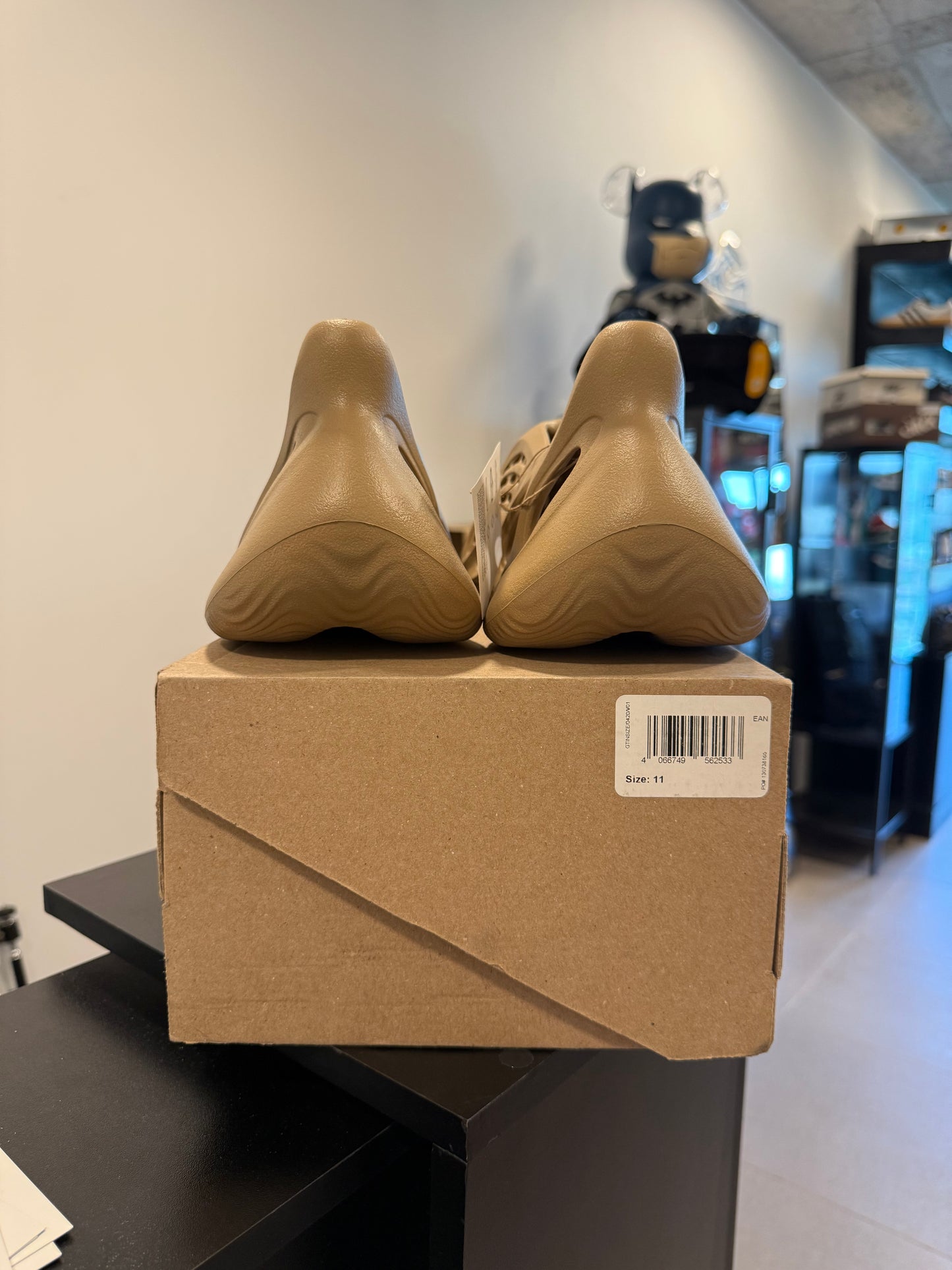 Adidas Yeezy Foam RNR Clay Taupe