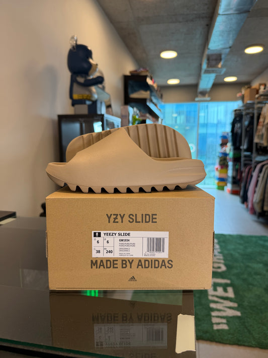 Adidas Yeezy Slide Pure (Restock)