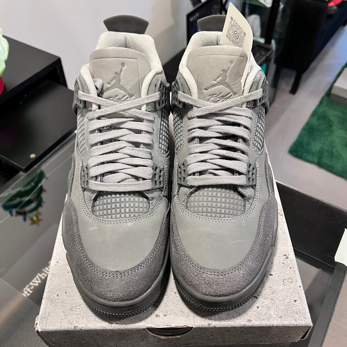 Jordan 4 Retro SE
Paris Olympics Wet Cement (USADA)
