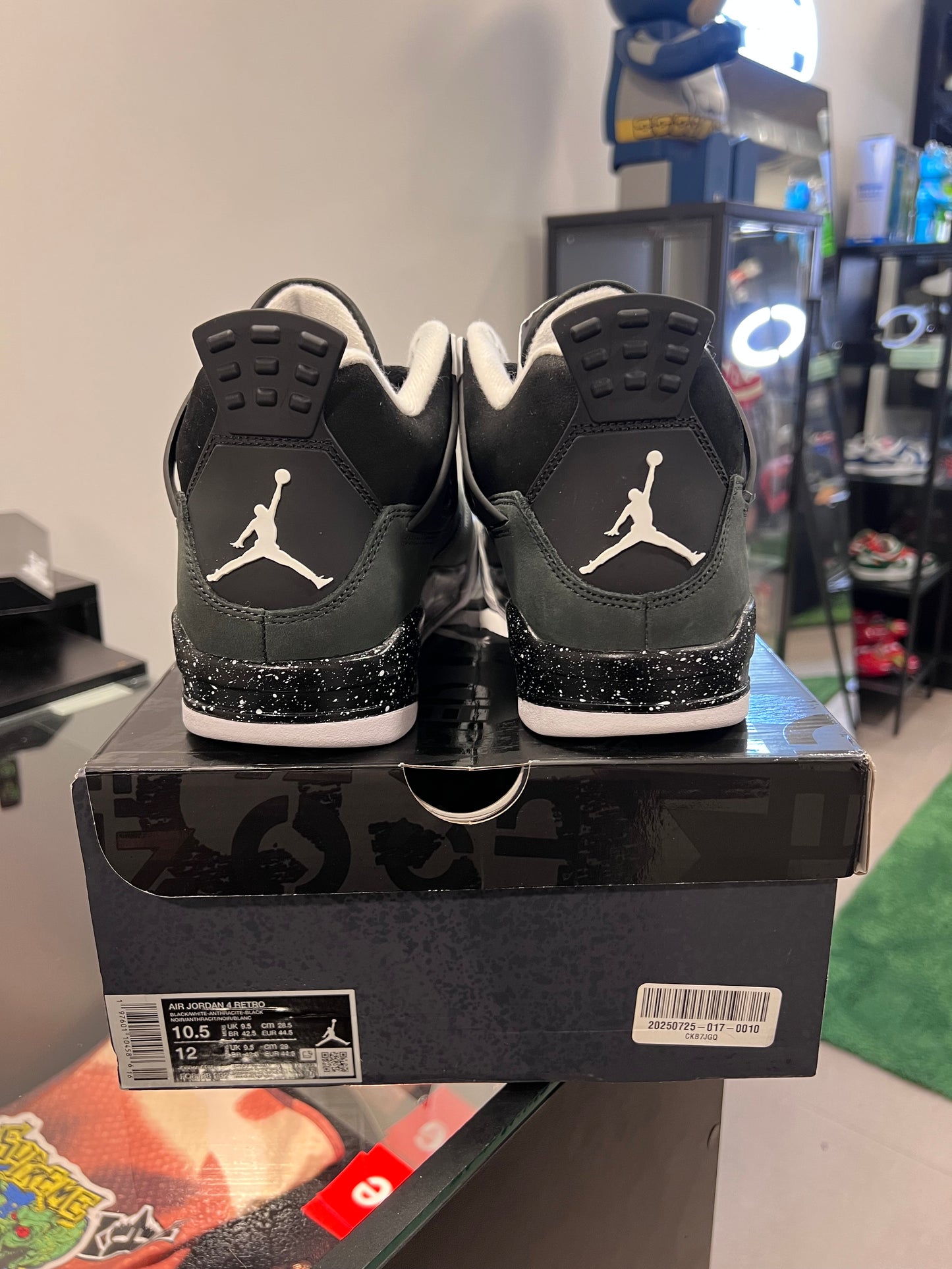Jordan 4 Retro Fear