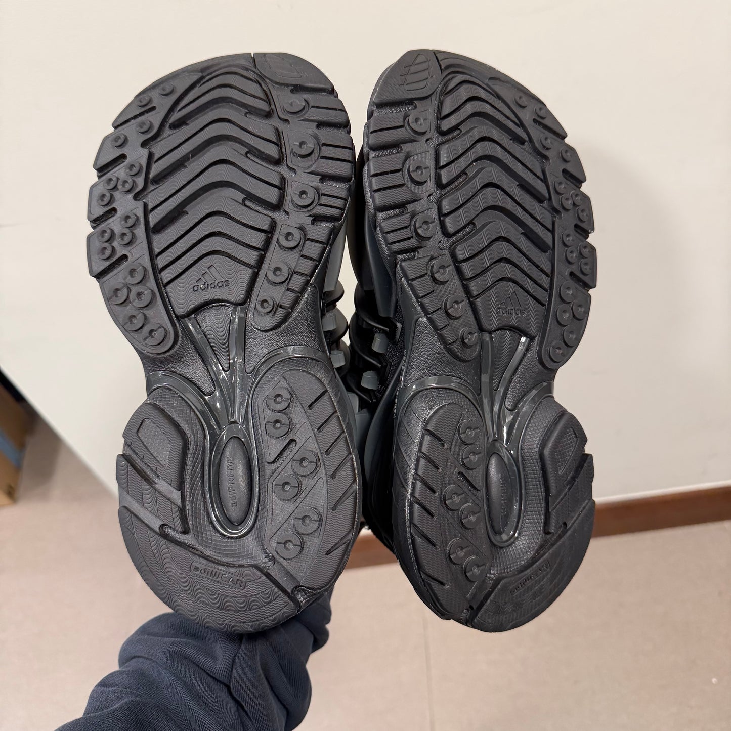 Adidas Jellyfish Pharrell Williams Triple Black (USADA)