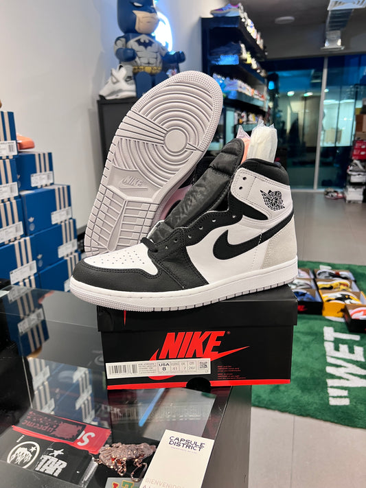 Jordan 1 Retro High OG
Bleached Coral