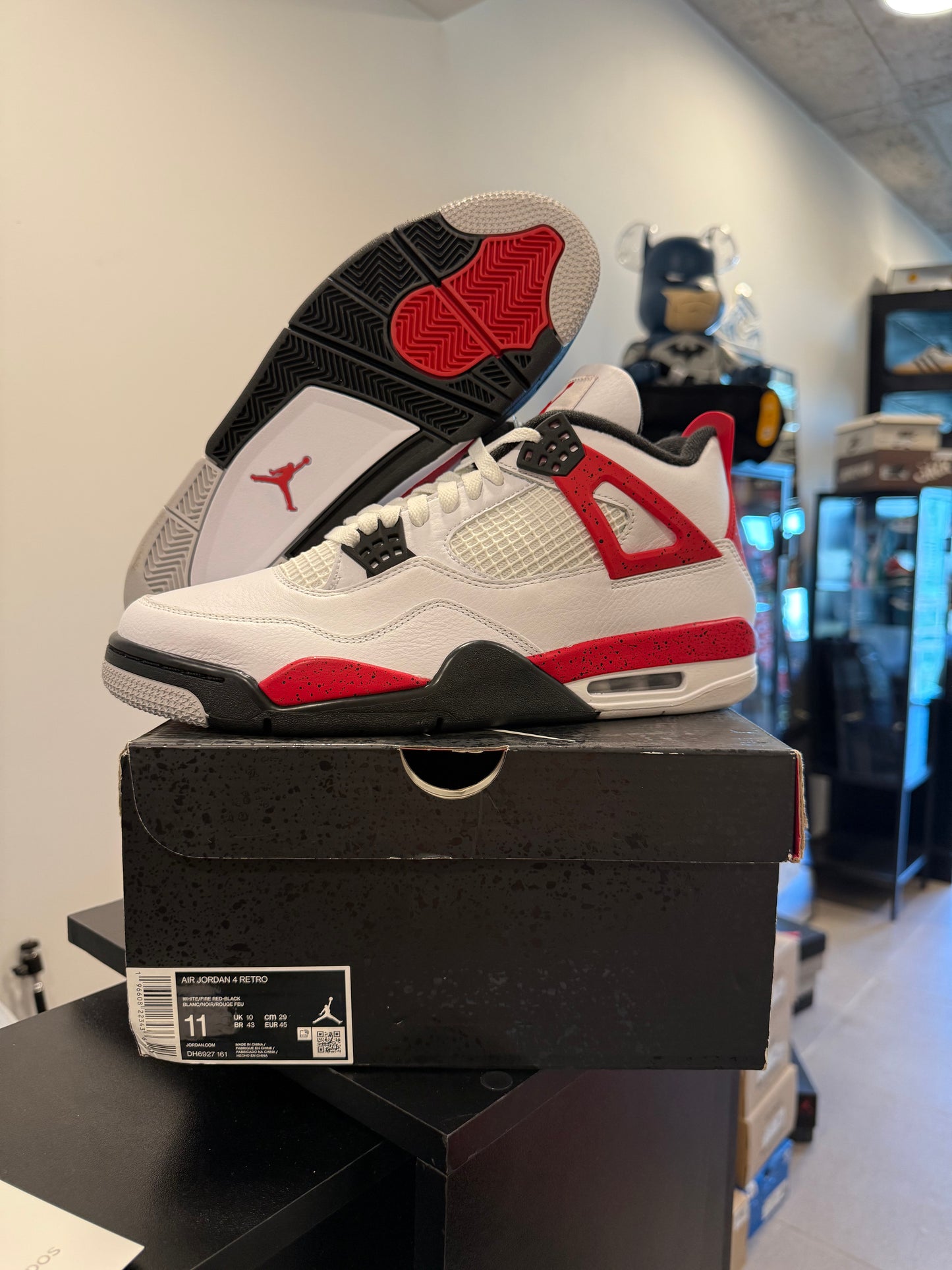 Jordan 4 Retro Red Cement