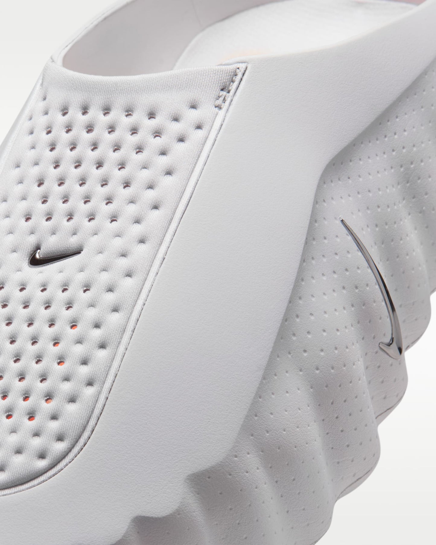 Nike Mind 001 “Light Smoke Grey”