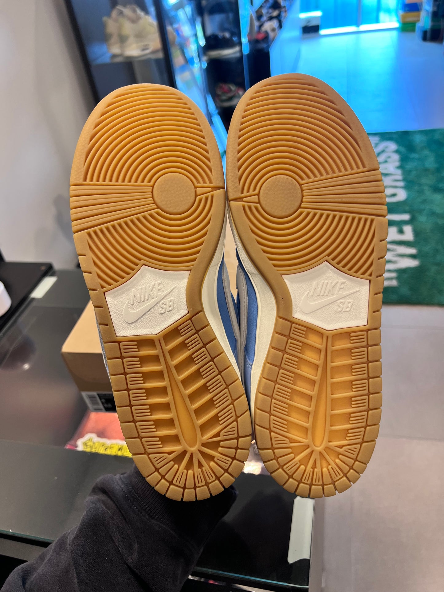 Nike SB Dunk Low Pro
University Blue Gum