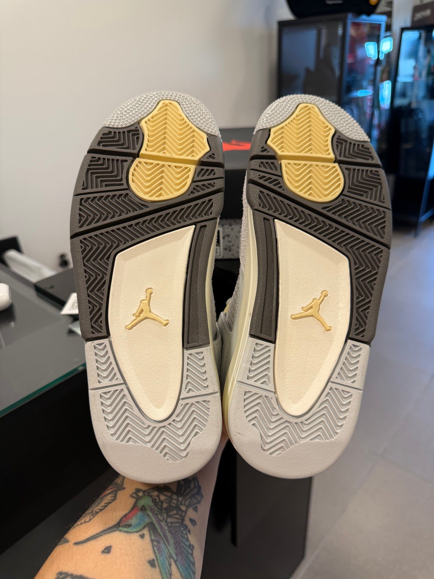 Jordan 4 Retro SE Craft Photon Dust (GS)
