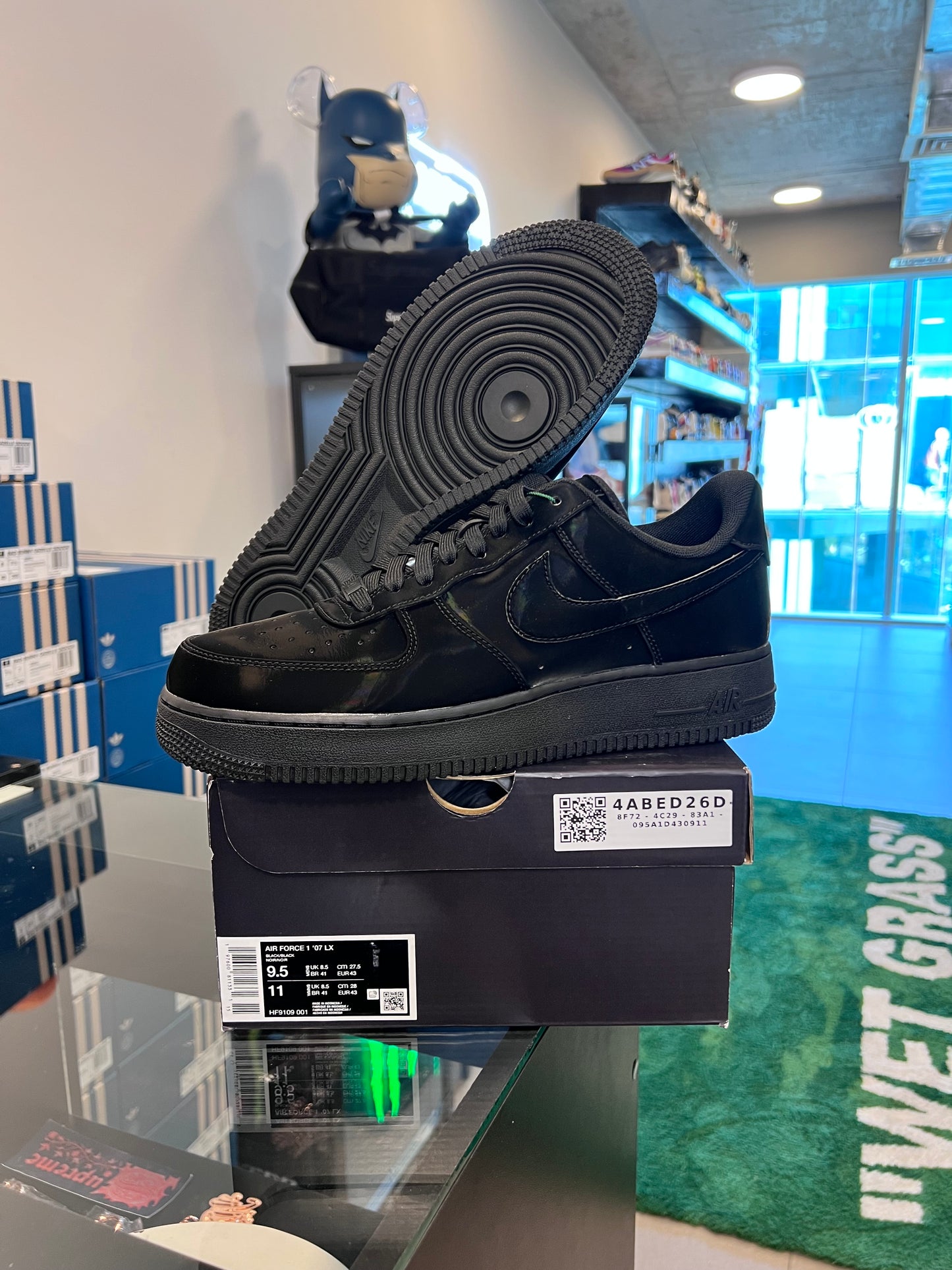Nike Air Force 1 Low LX
Vanta Black