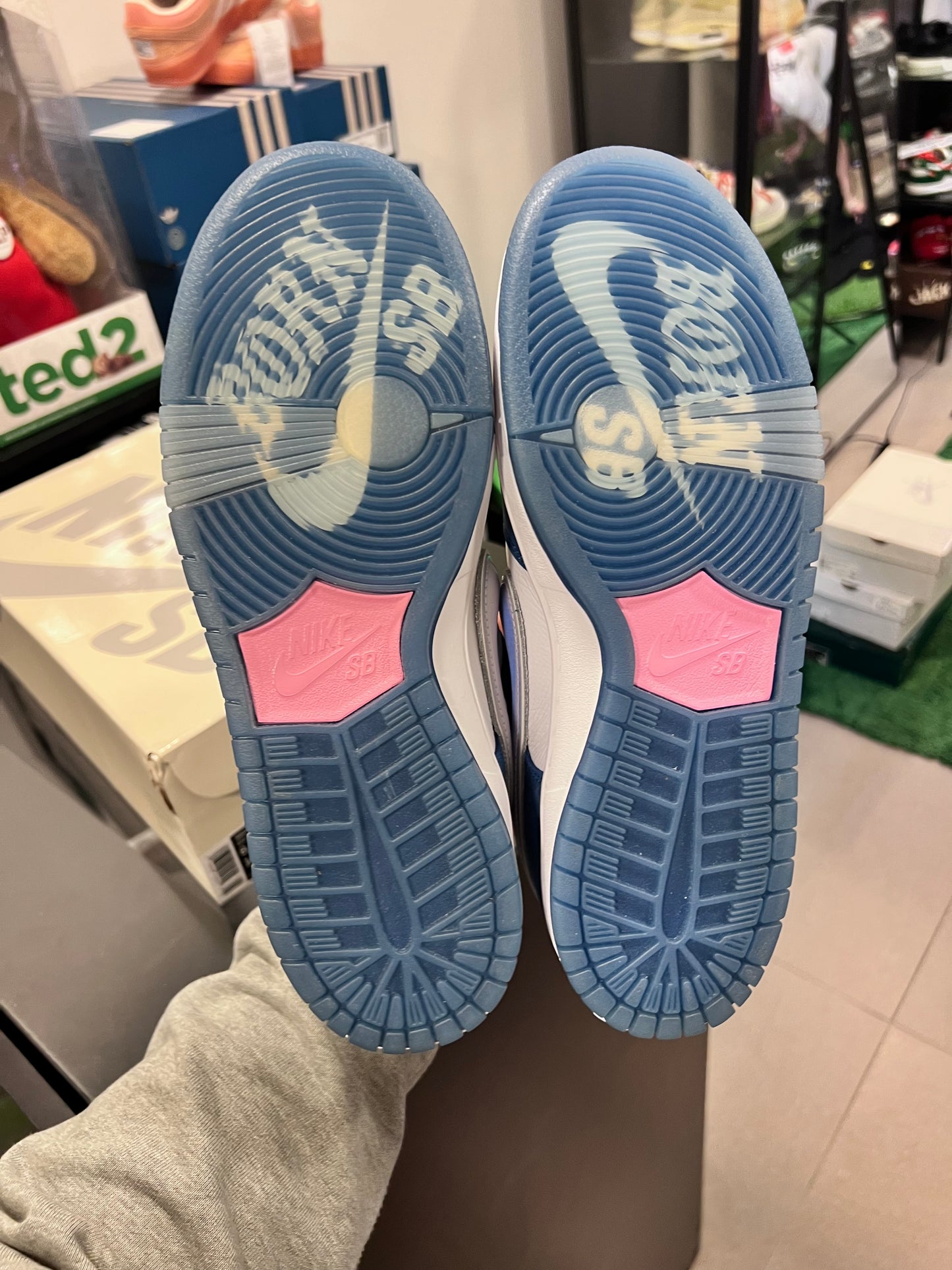 Nike SB Dunk Low
Born X Raised One Block At A Time