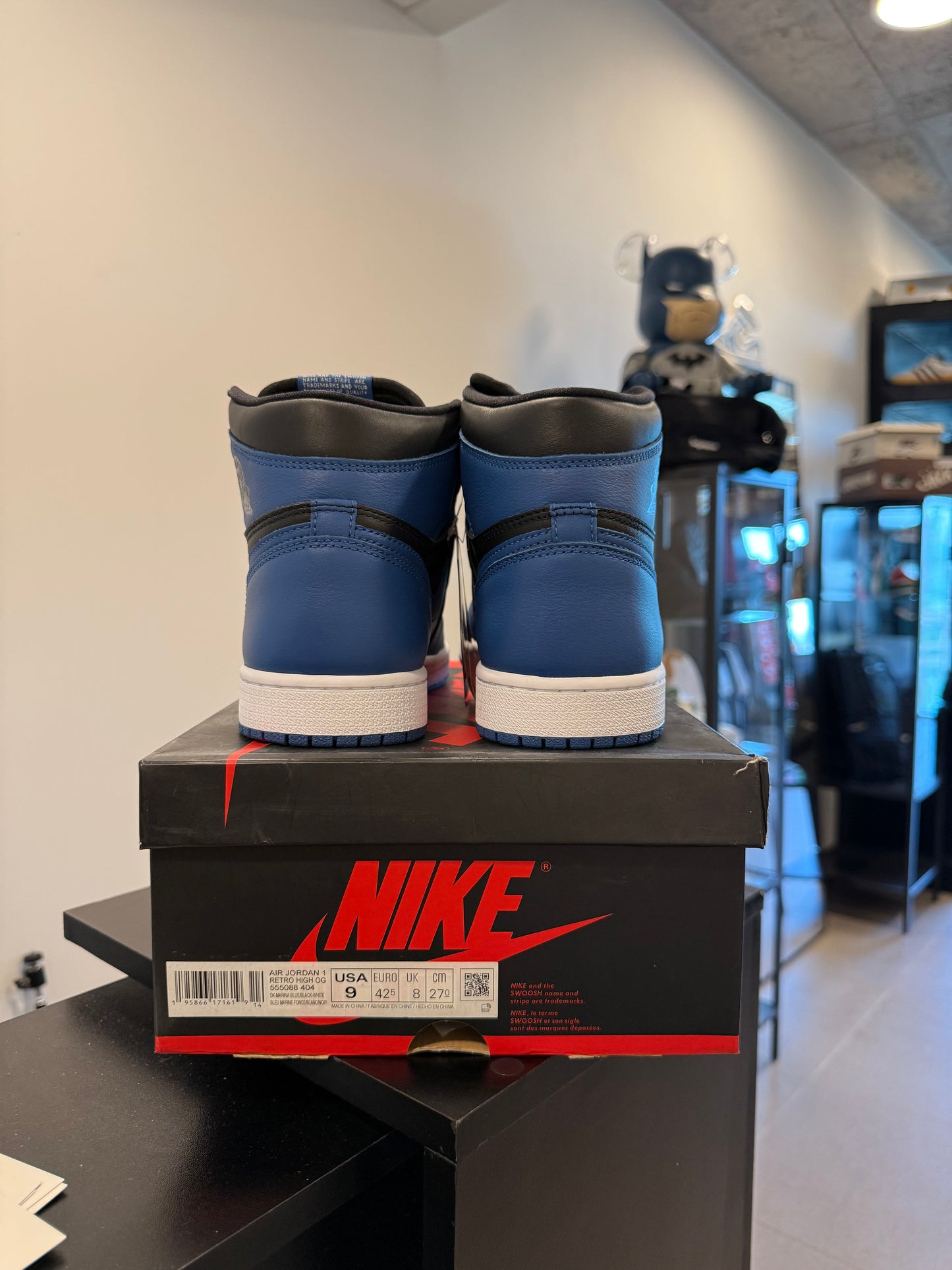 Jordan 1 Retro High OG Dark Marine Blue
