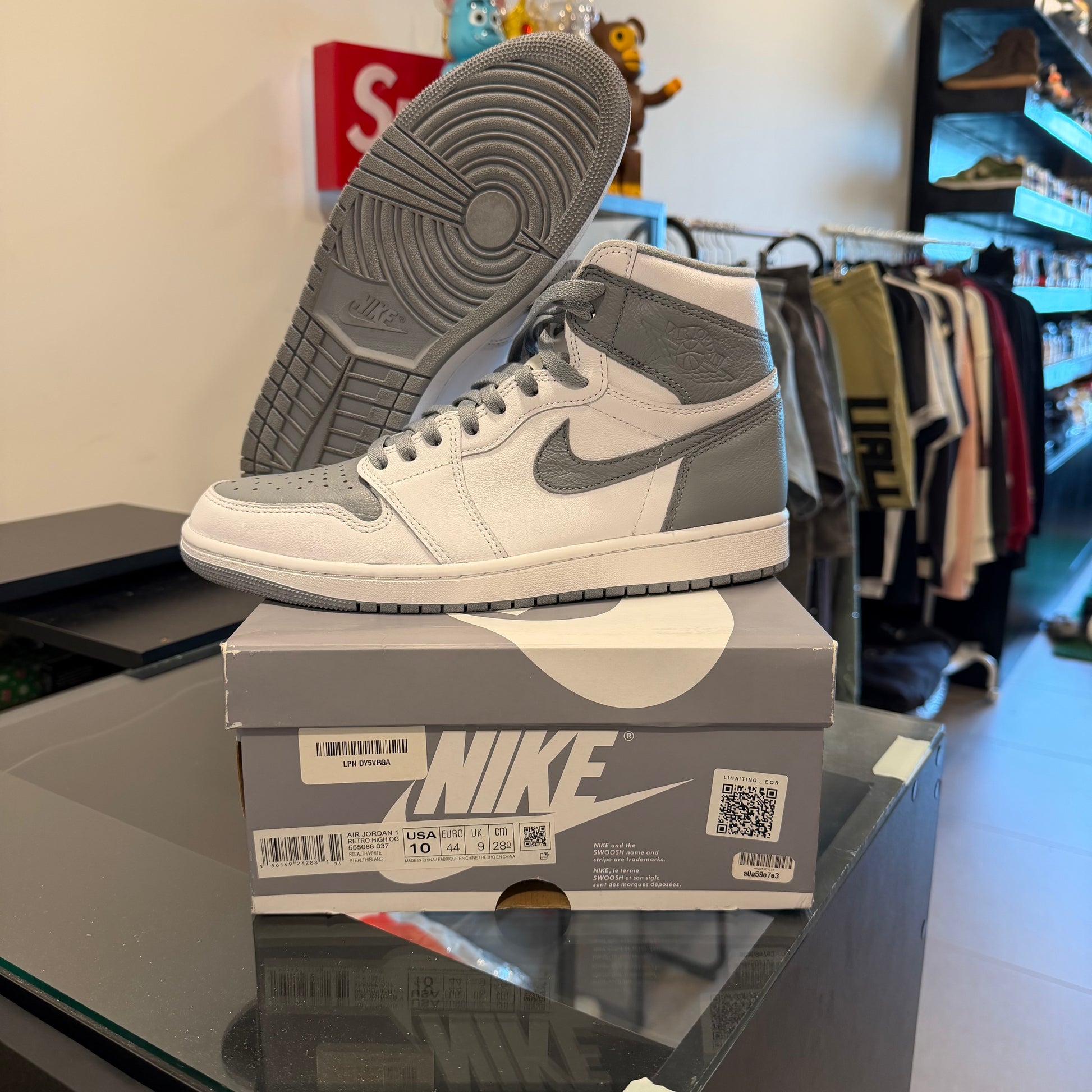 Jordan 1 Retro High OG Stealth (USADA) – Capsule district