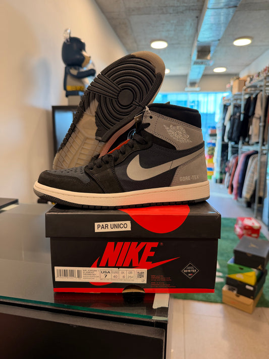 Jordan 1 Retro High Element Gore-Tex Black Particle Grey