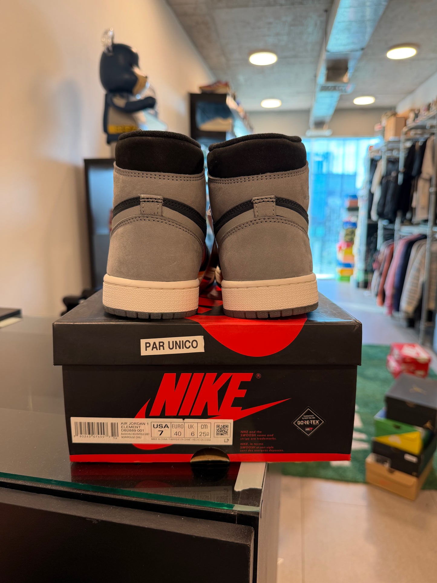 Jordan 1 Retro High Element Gore-Tex Black Particle Grey