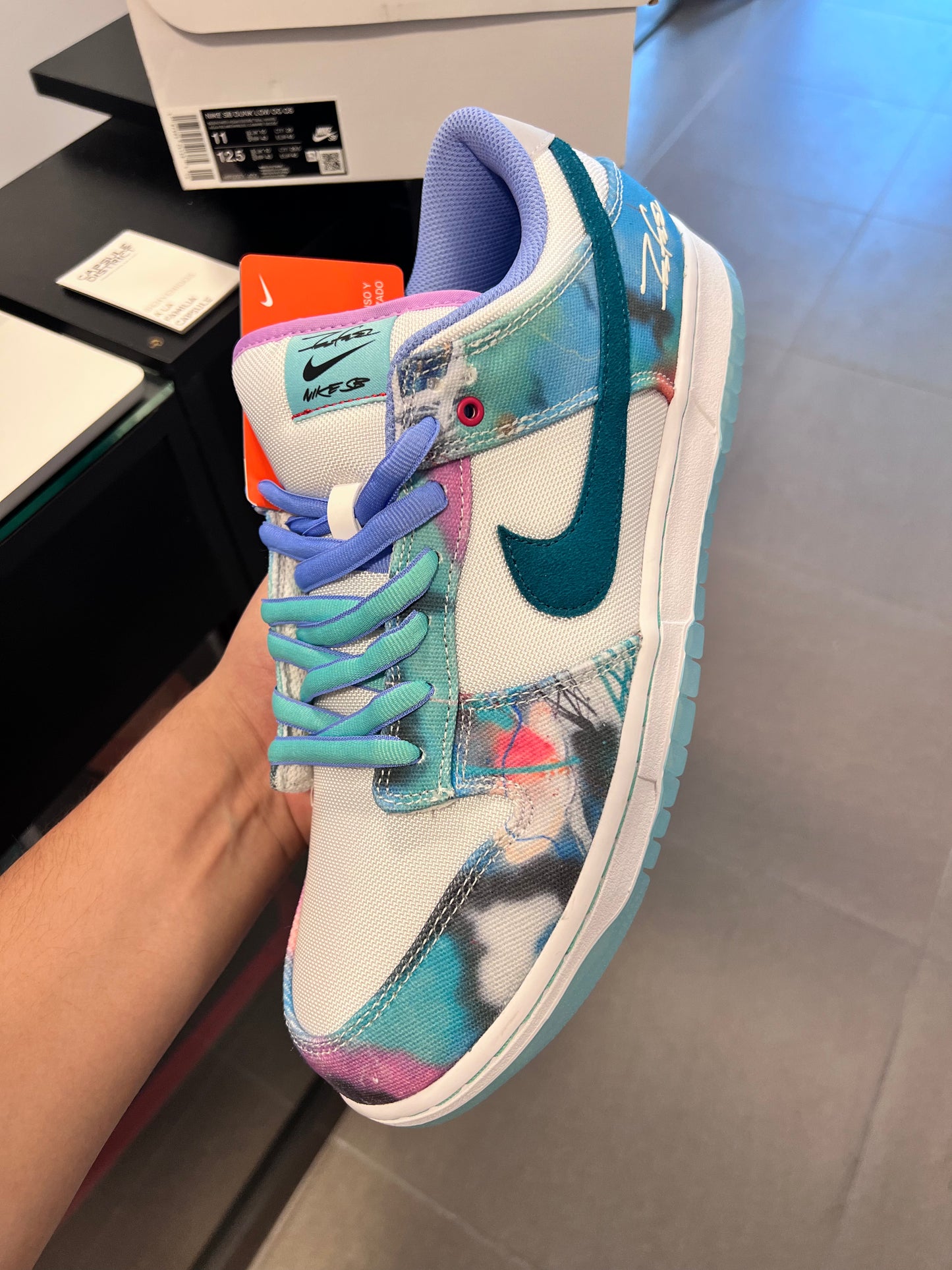 Nike SB Dunk Low Futura Laboratories