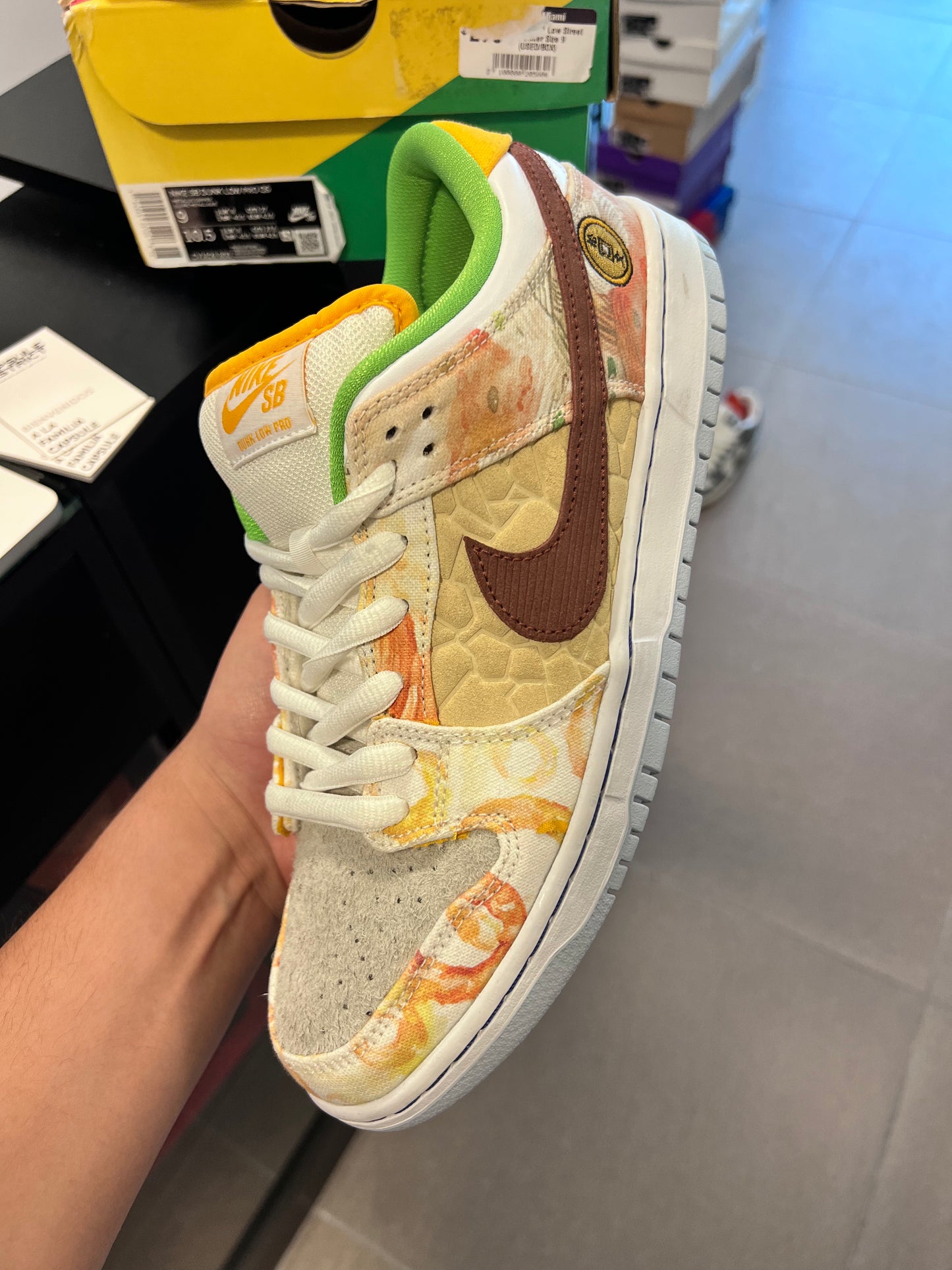 Nike SB Dunk Low Street Hawker (2021)