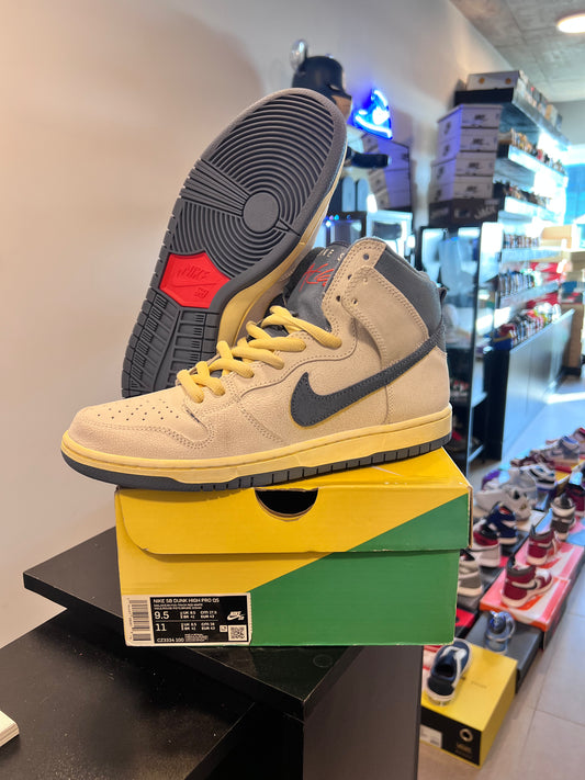 Nike SB Dunk High
Atlas Lost at Sea (2020)