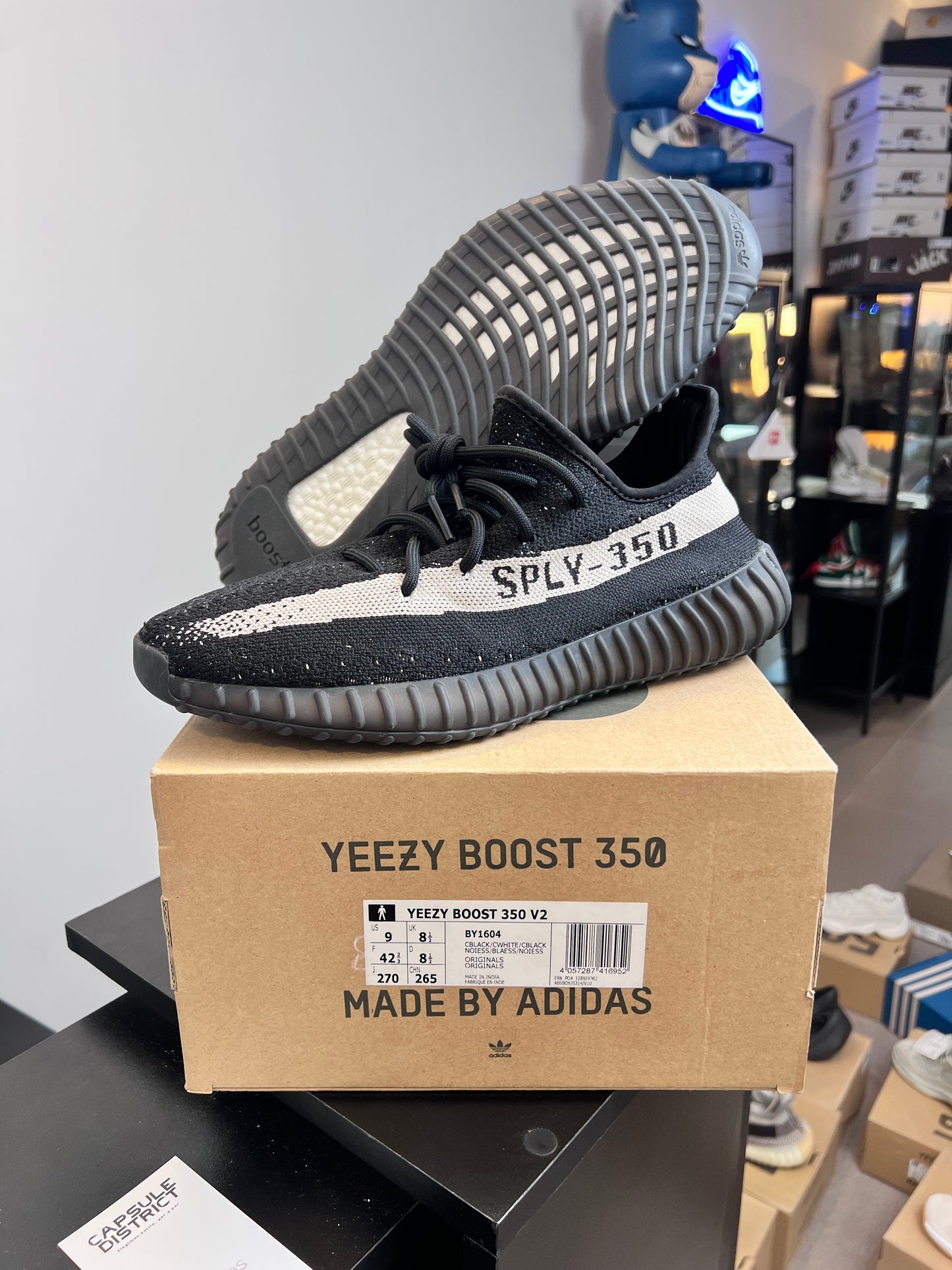 Adidas Yeezy Boost 350 V2 Core Black White