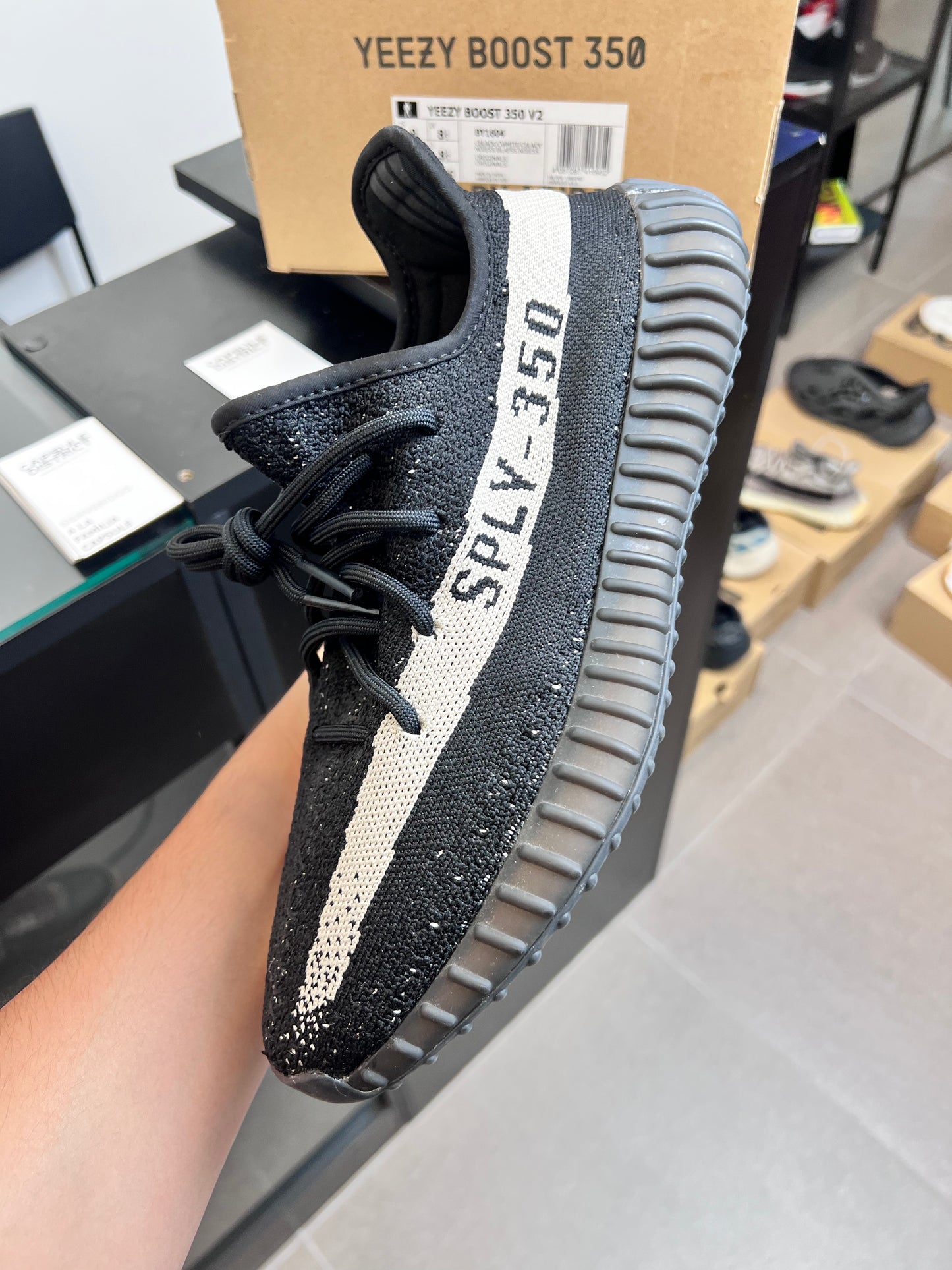 Adidas Yeezy Boost 350 V2 Core Black White