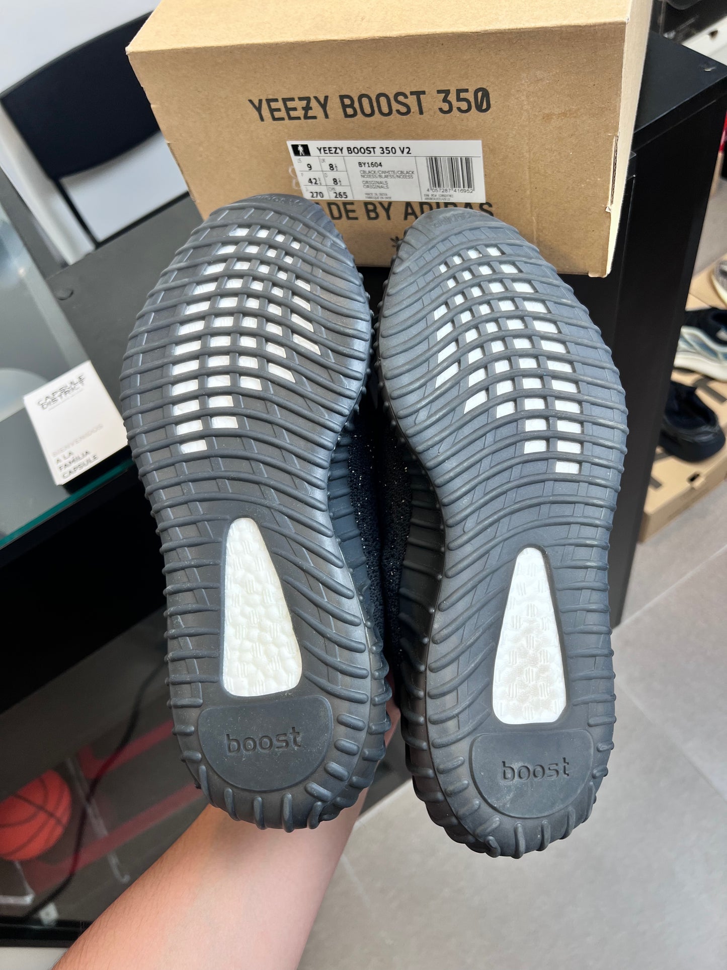 Adidas Yeezy Boost 350 V2 Core Black White
