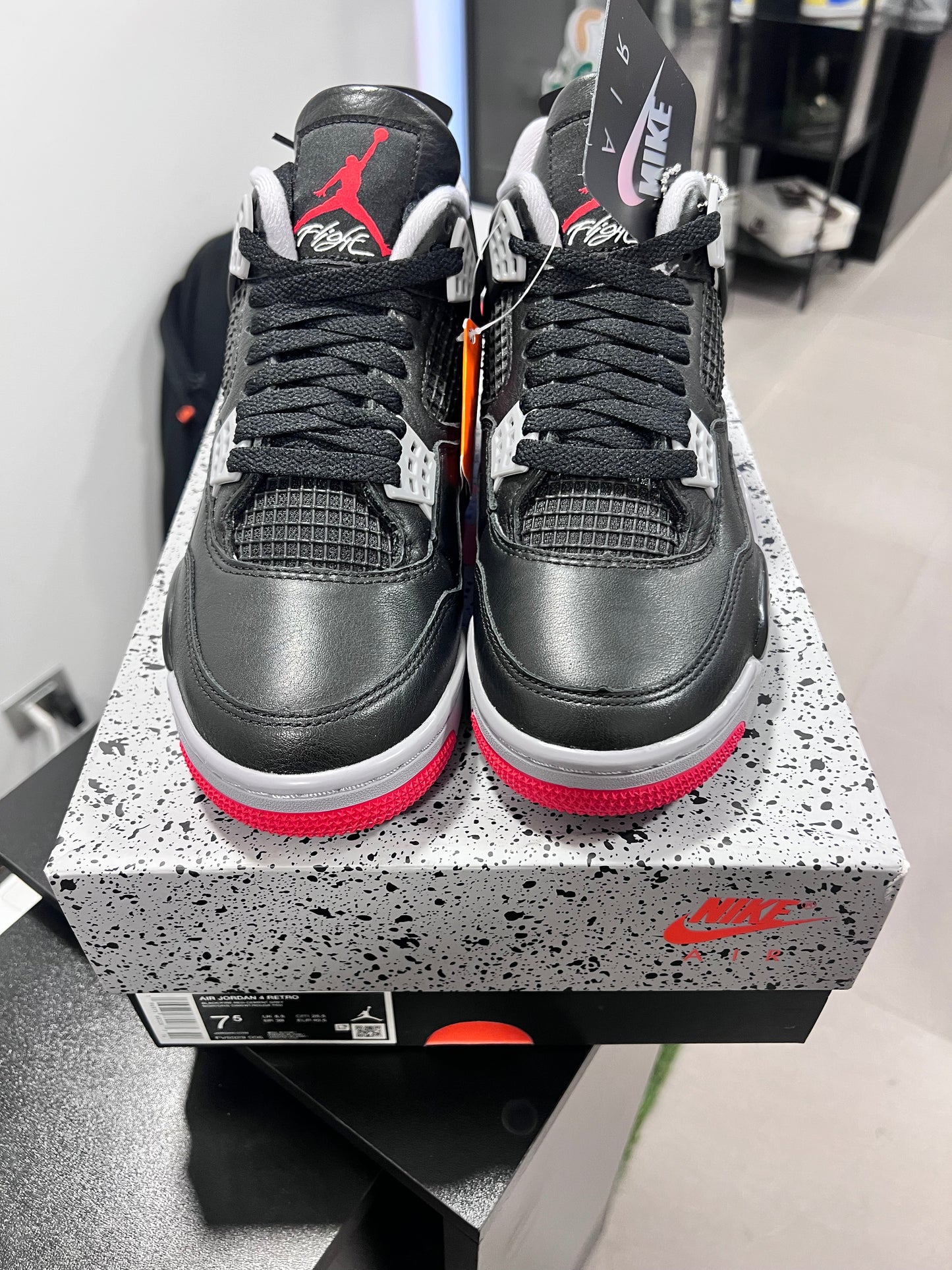 Jordan 4 Retro
Bred Reimagined